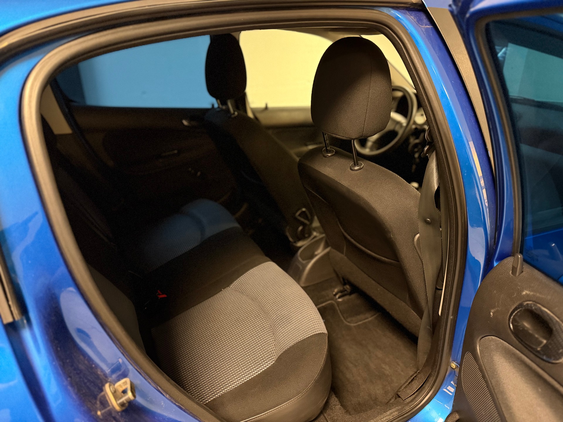 PEUGEOT 206 1.4 16V Premium-image-17