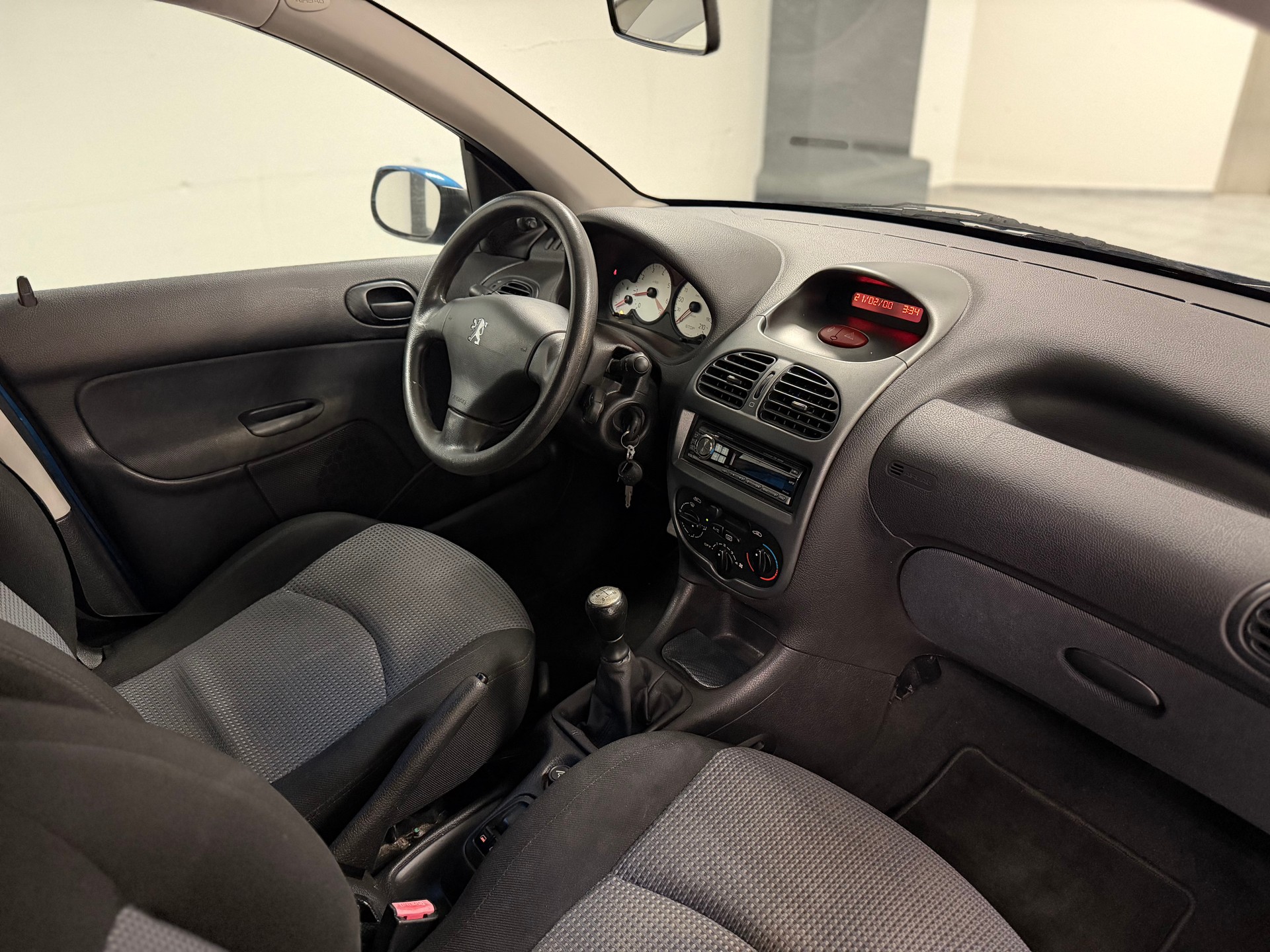 PEUGEOT 206 1.4 16V Premium-image-15