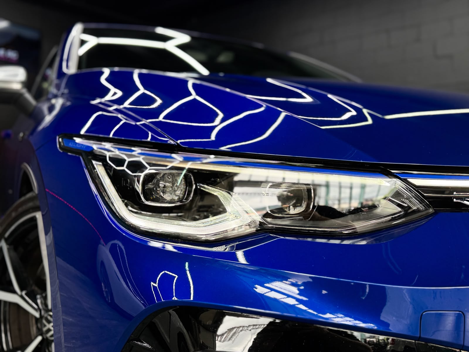 VW Golf 2.0 TSI R DSG 4Motion Akrapovič Performance-image-6