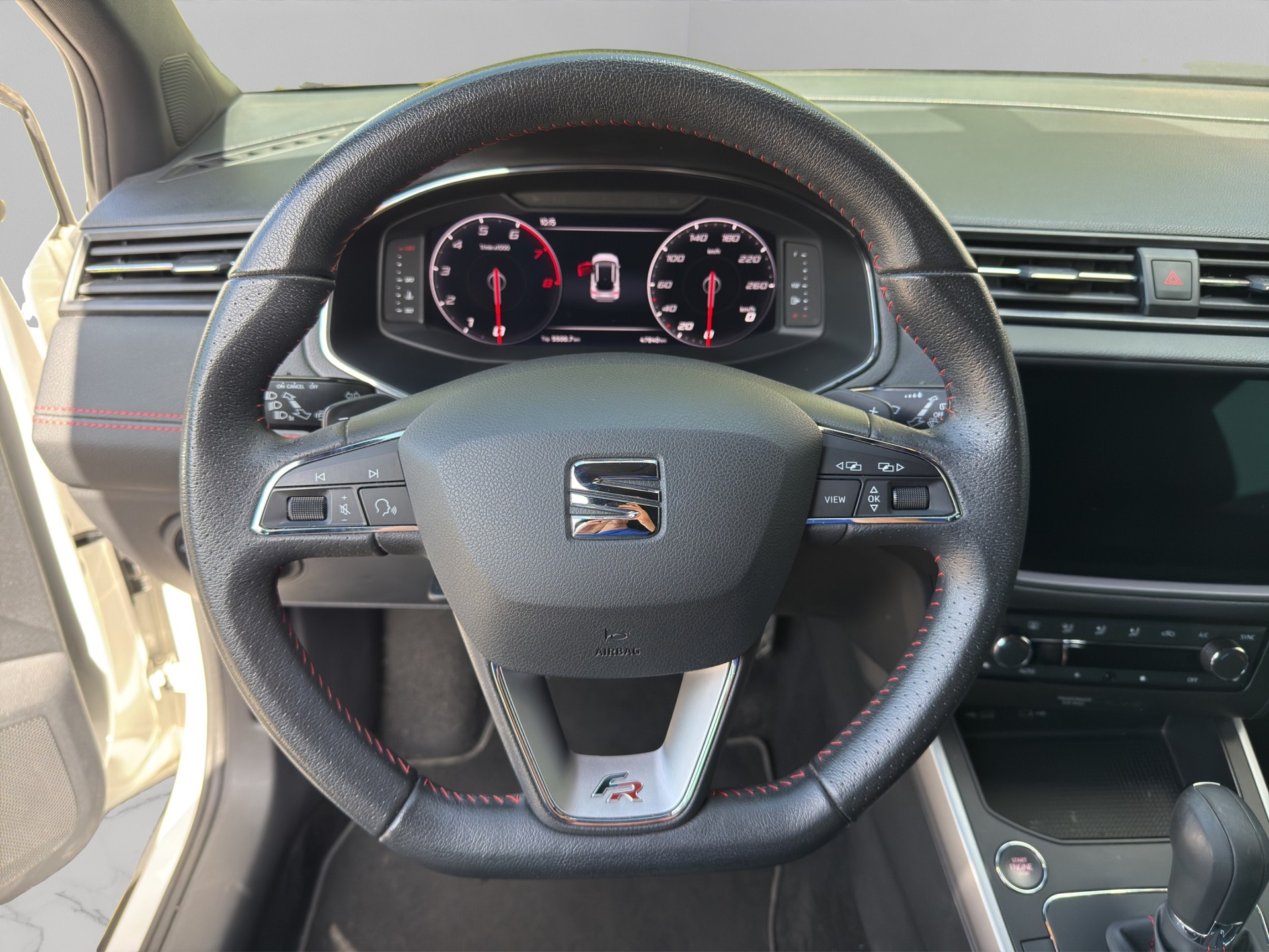 SEAT Arona 1.0 TSI SWISS FR * Garantie * 8 fach * frisch ab MFK * Modell 2021 *-image-11