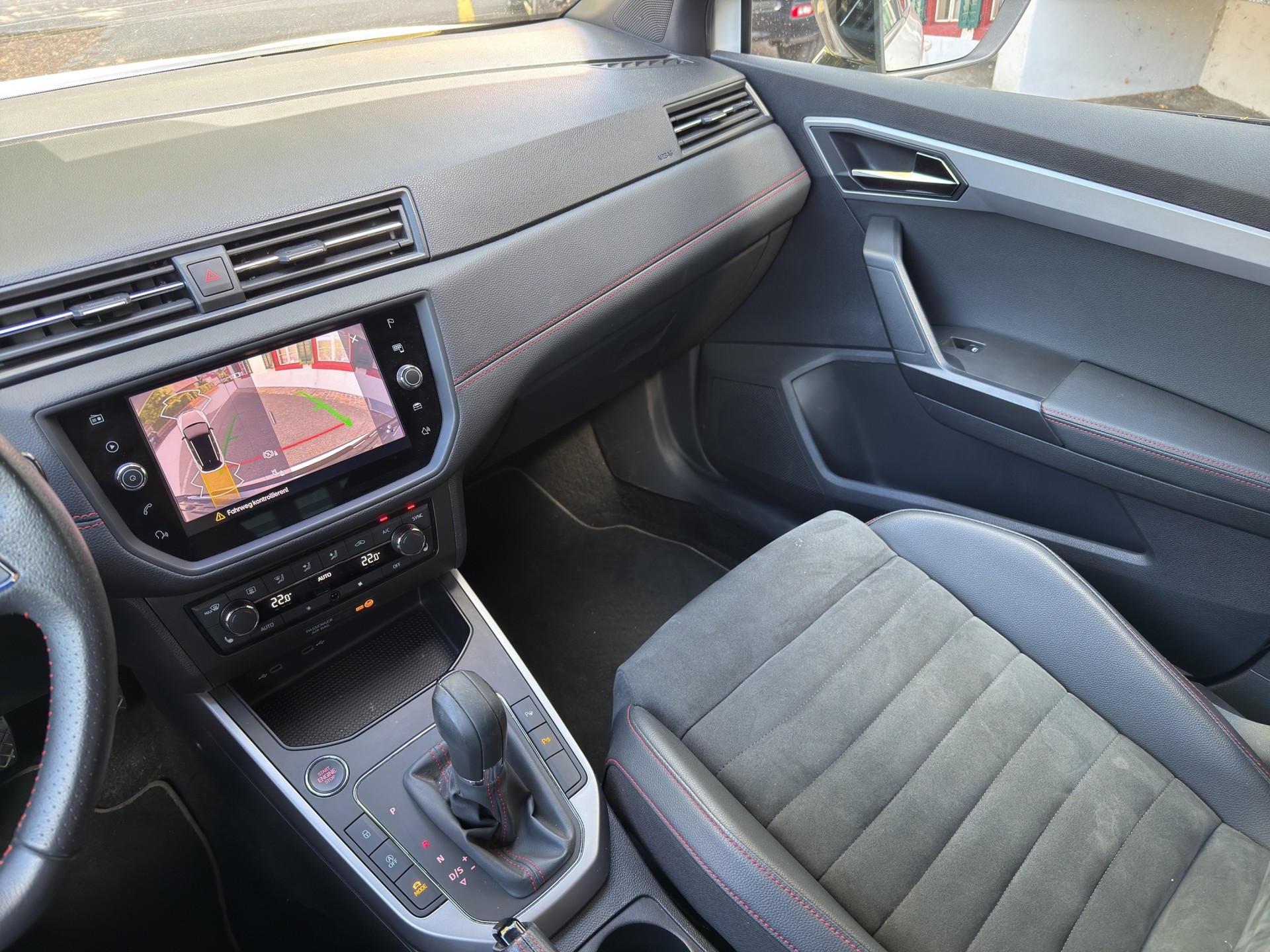 SEAT Arona 1.0 TSI SWISS FR * Garantie * 8 fach * frisch ab MFK * Modell 2021 *-image-12