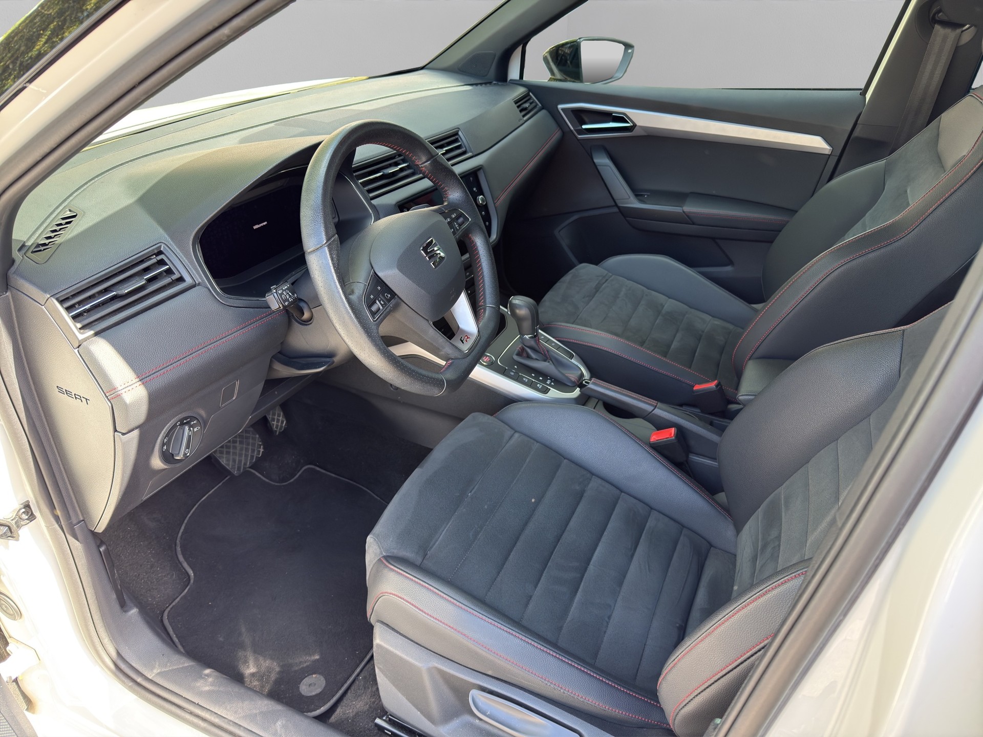 SEAT Arona 1.0 TSI SWISS FR * Garantie * 8 fach * frisch ab MFK * Modell 2021 *-image-6