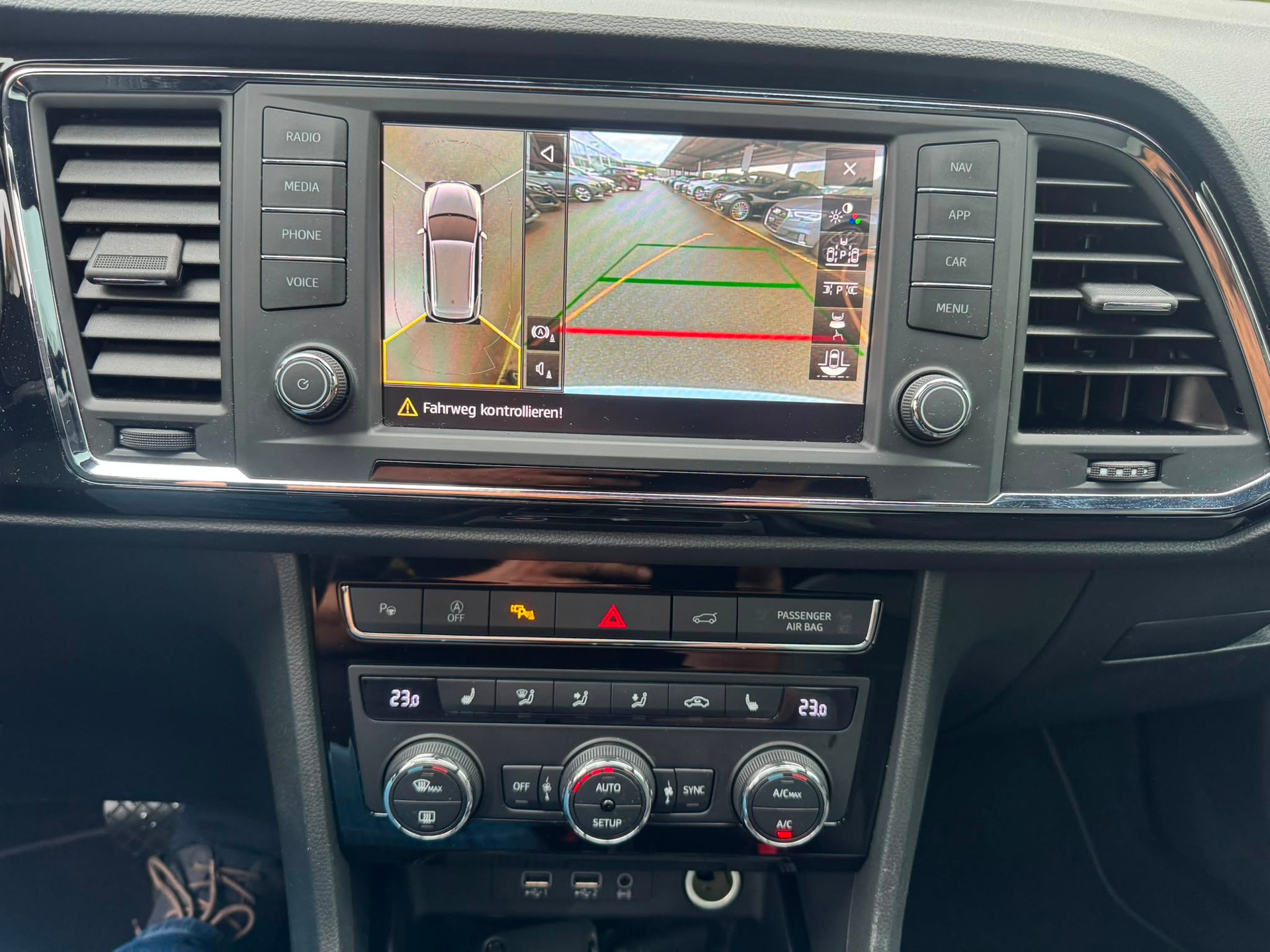 SEAT Ateca 1.4 TSI Xcellence DSG-image-11