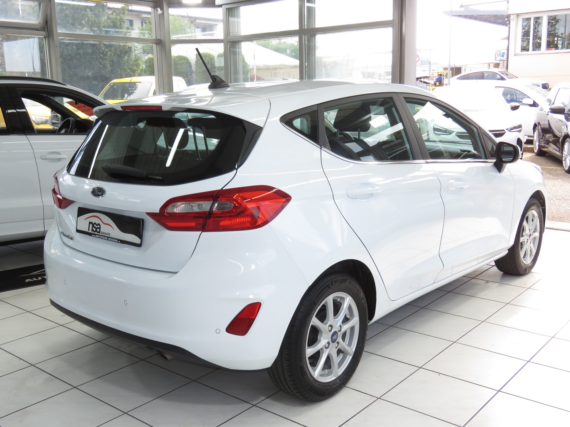 FORD Fiesta 1.0 SCTi Titanium-showroom-element-3