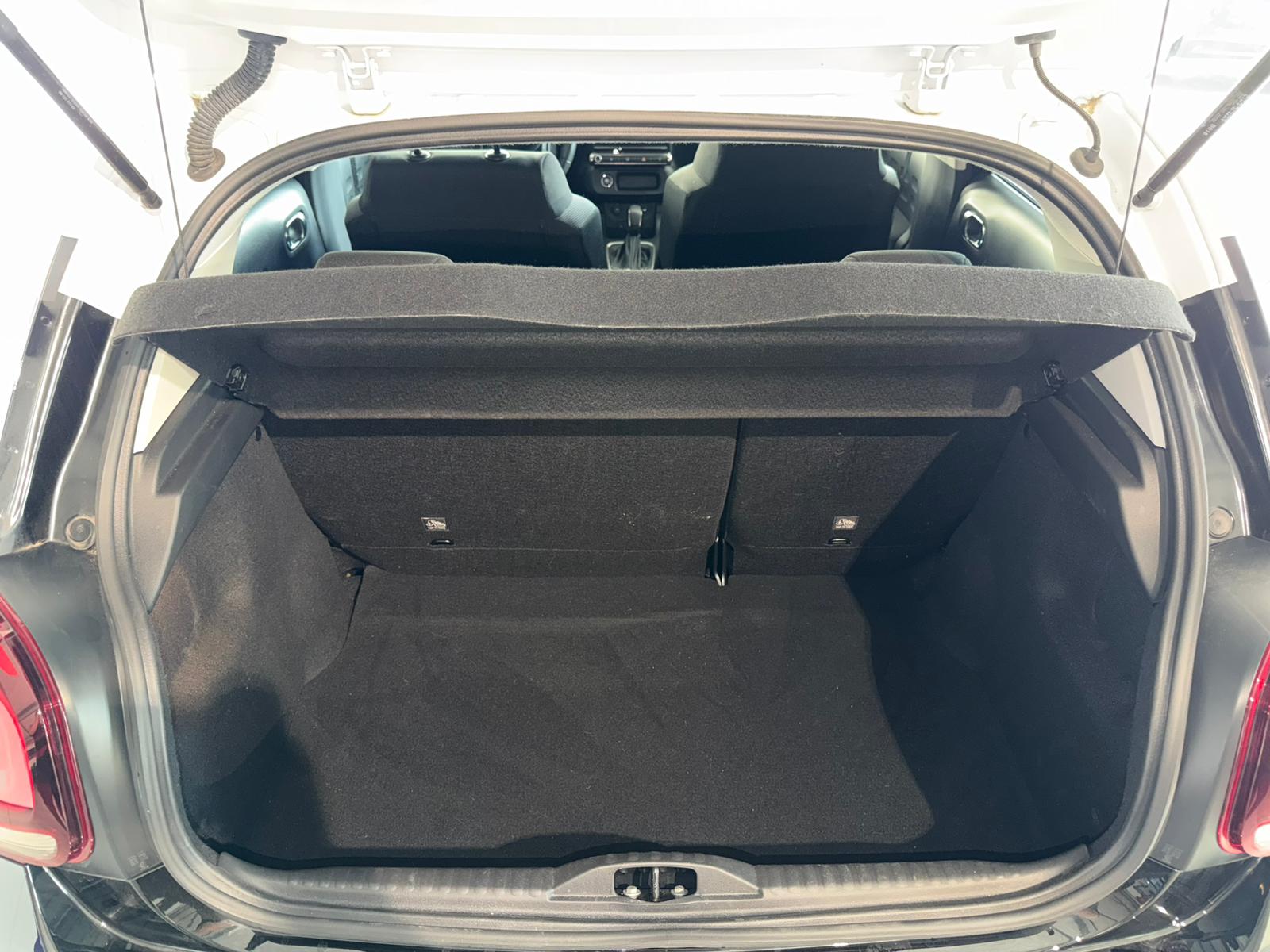 CITROEN C3 1.2i PureTech Swiss Edition EAT6-showroom-element-3