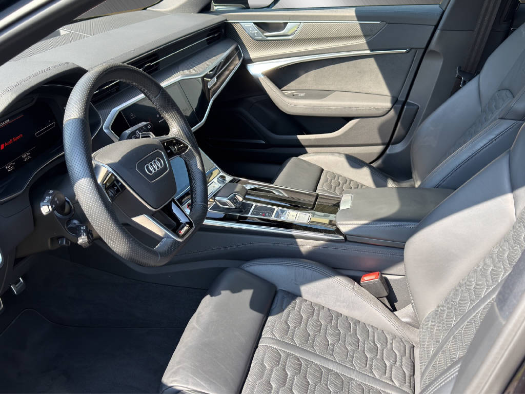 AUDI RS6 Avant 4.0 V8 TFSI quattro T-Tronic-image-8