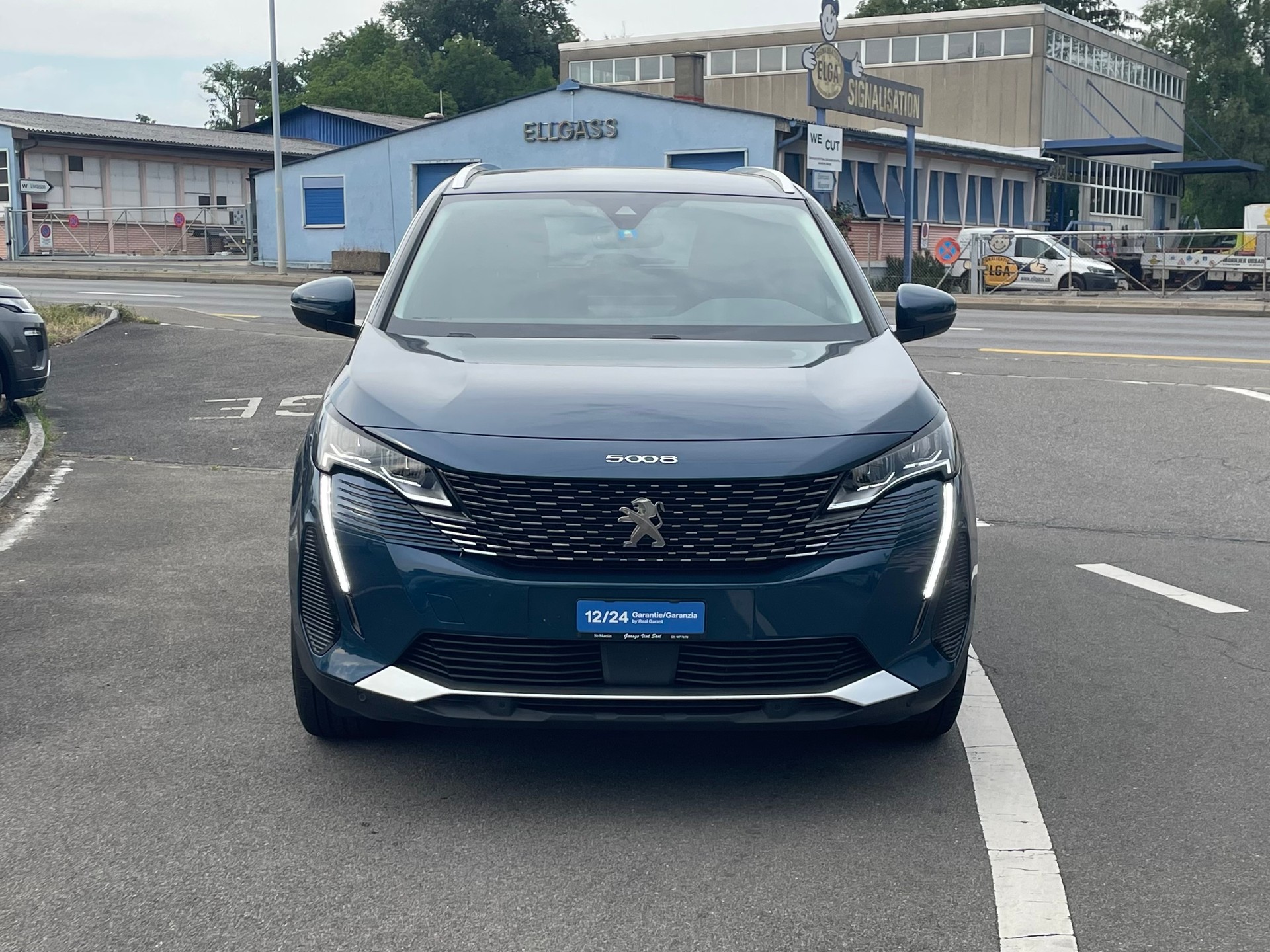 PEUGEOT 5008 1.5 BlueHDi Active-showroom-element-1