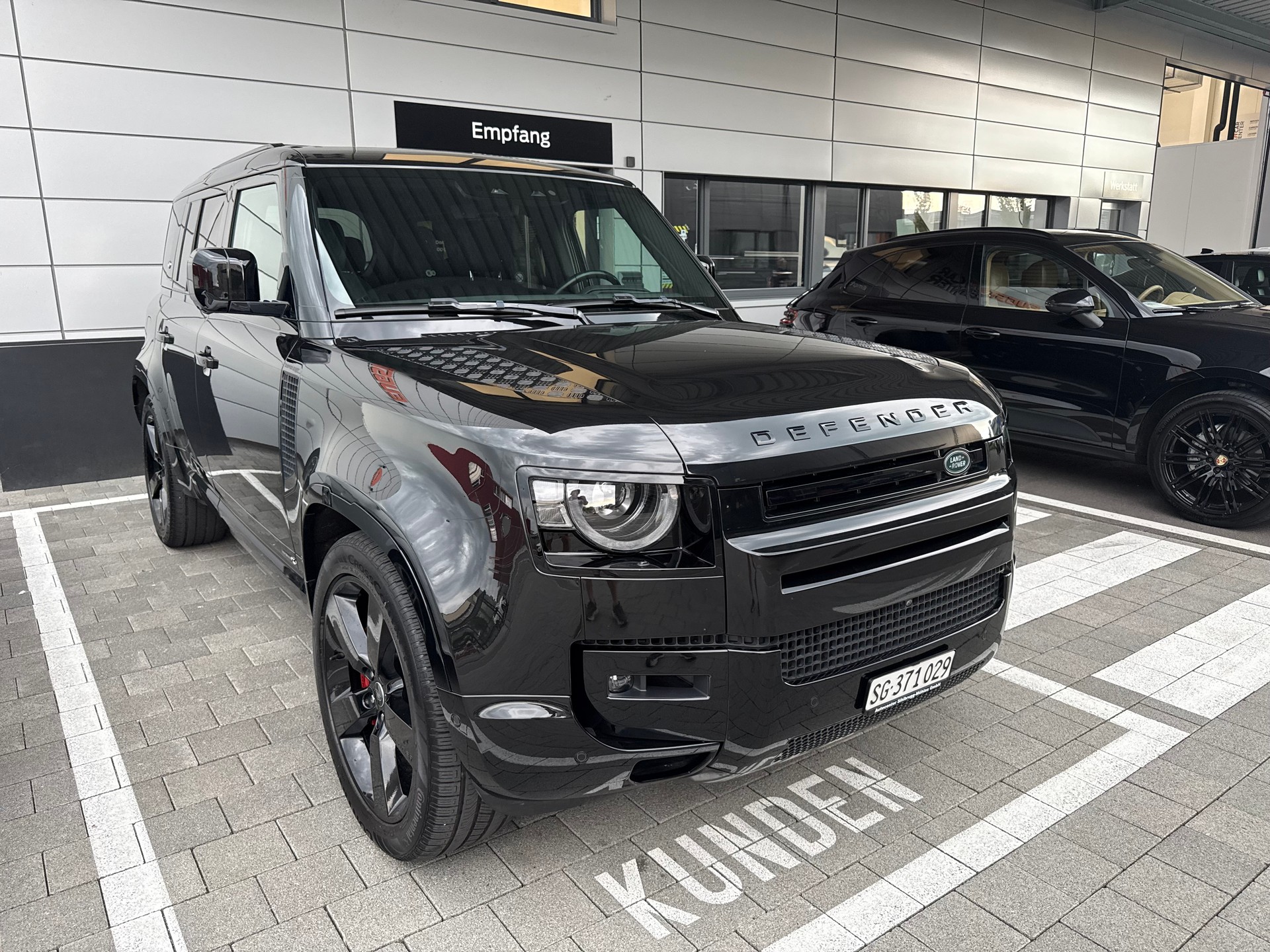 LAND ROVER 2.0 P400e X-Dynamic HSE