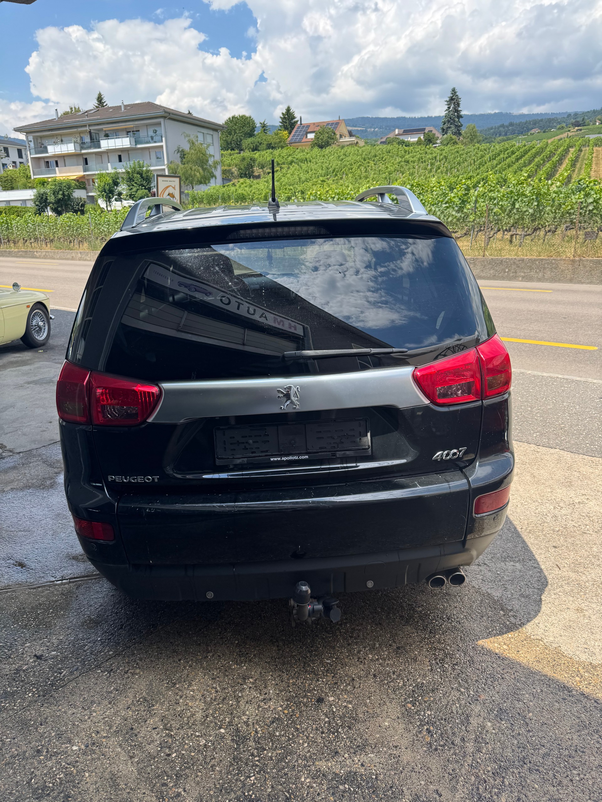PEUGEOT 4007 2.2 HDi Platinum Edition DCS6-image-1