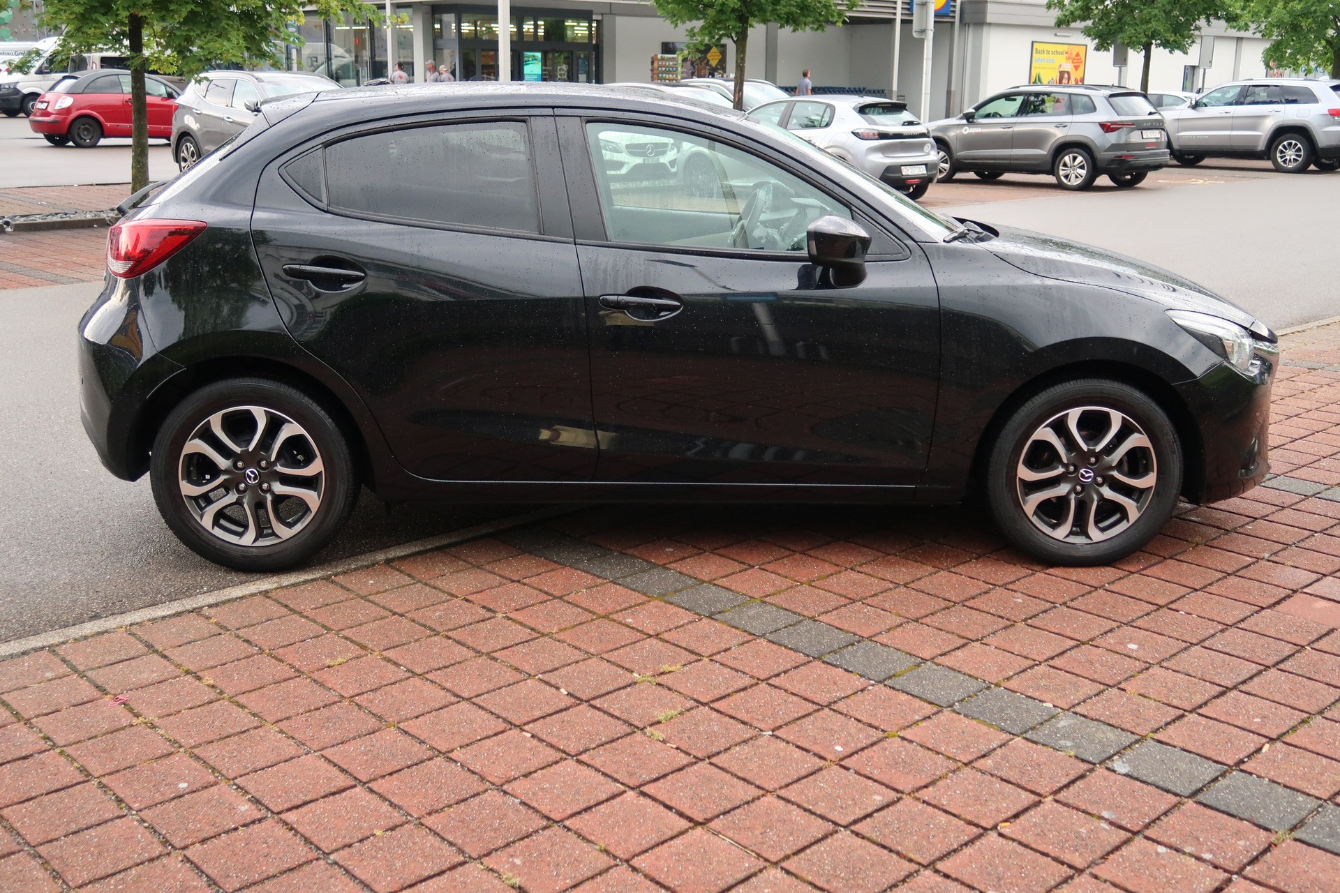 MAZDA 2 1.5i 16V Skyactiv-G Ambition Drive-showroom-element-2