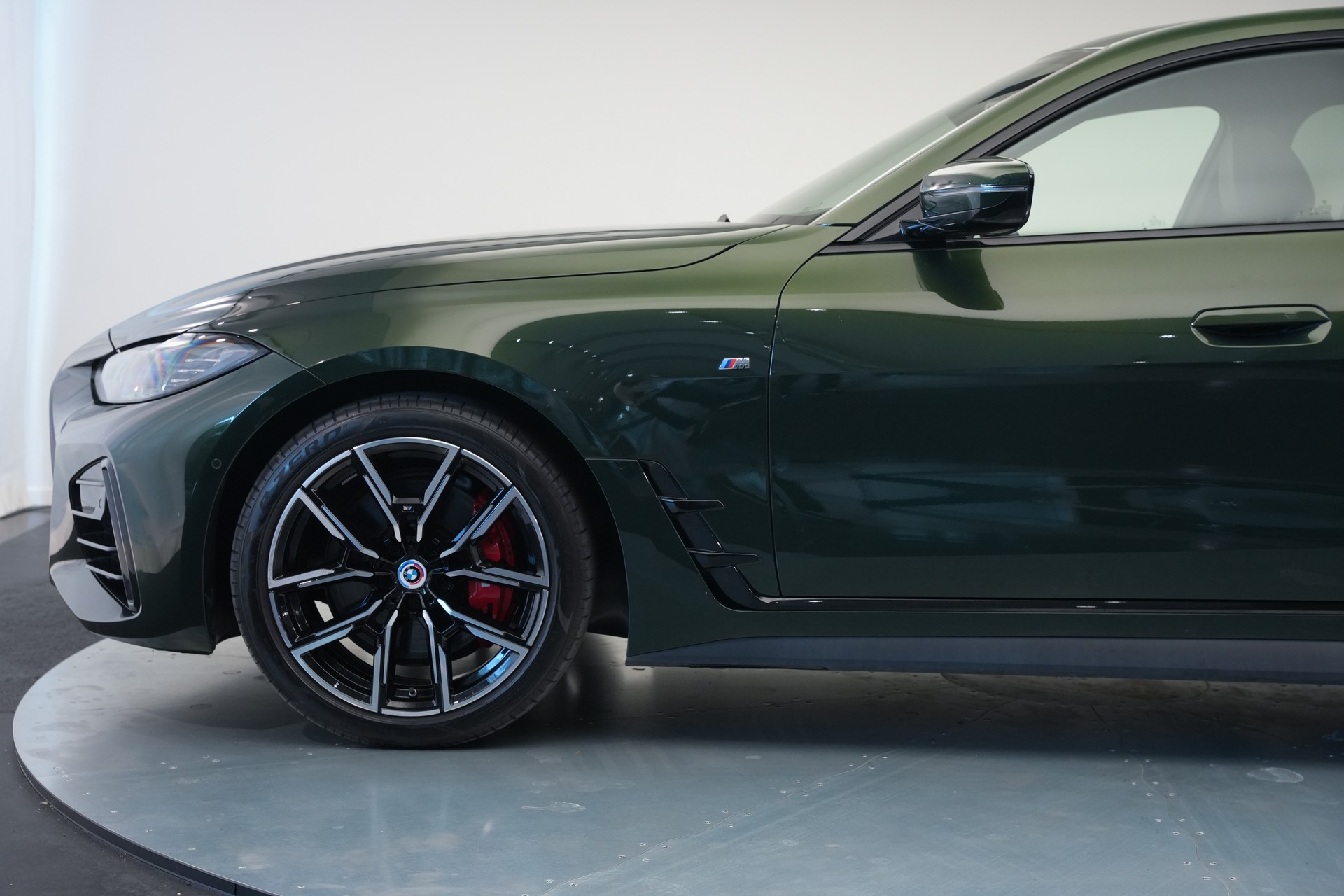 BMW 430i Gran Coupé M Sport PRO Steptronic *Carbon* *Sanremo grün* *50 Jahre* *Glasdach*-image-42