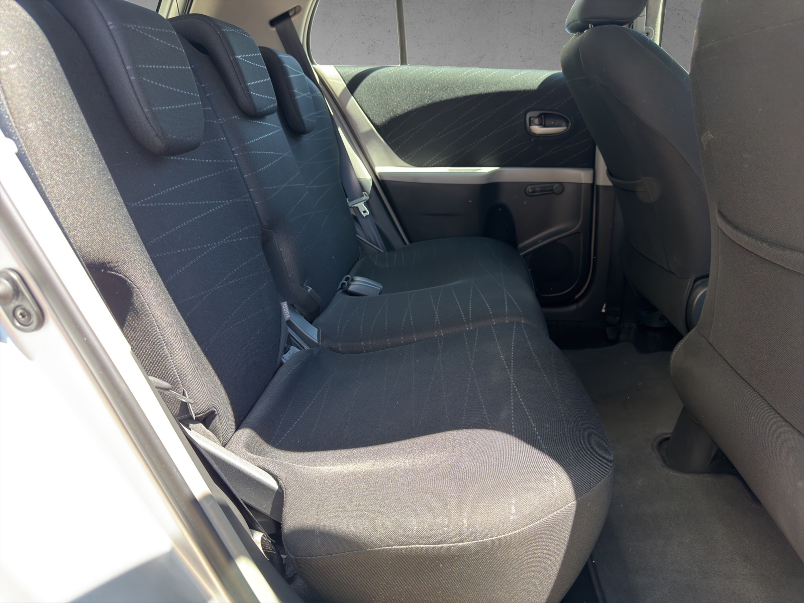 TOYOTA Yaris 1.4 D-4D City Multimode-image-12