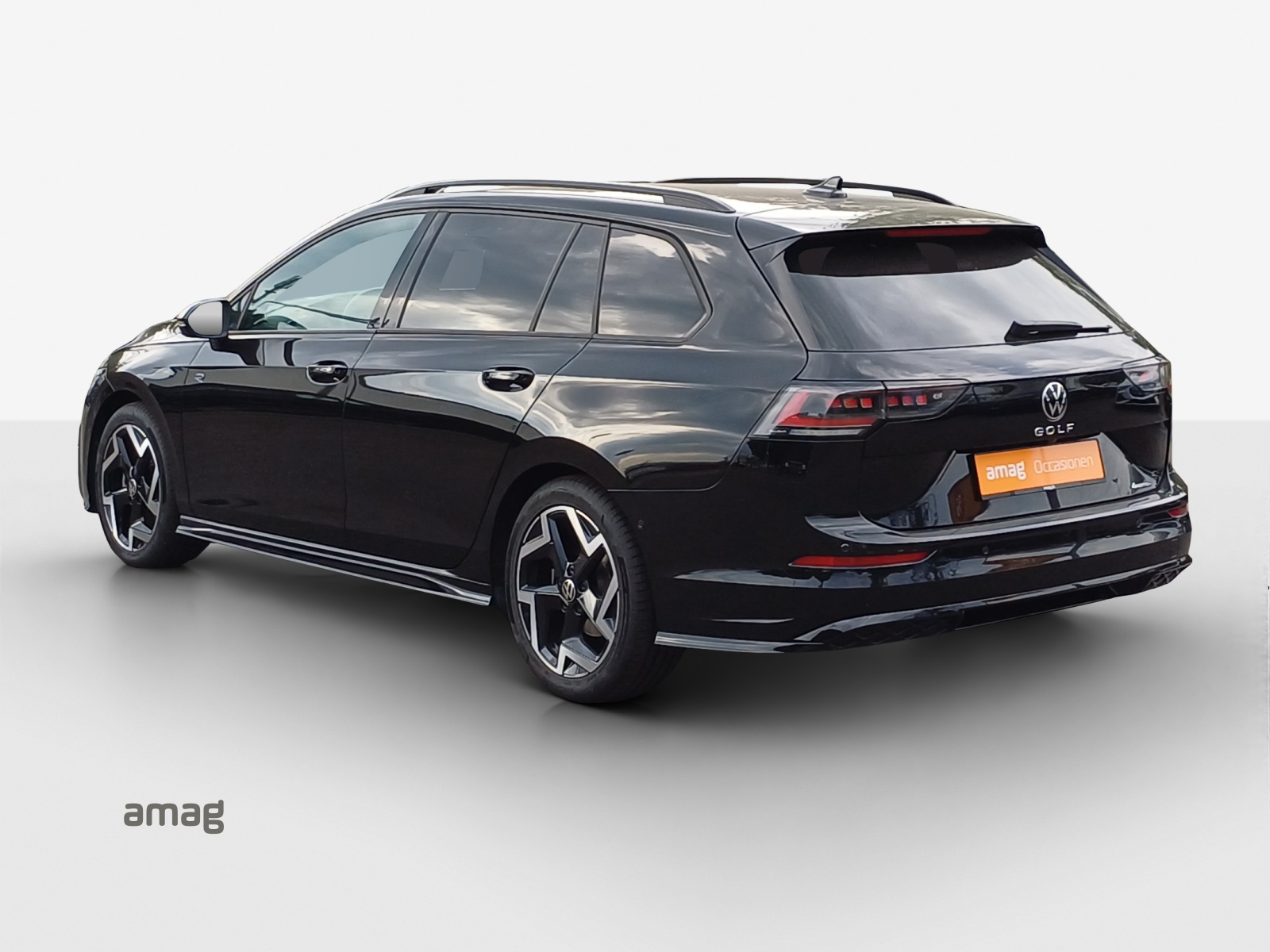 VW Golf Variant 2.0 TSI R-Line DSG 4 Motion-showroom-element-2