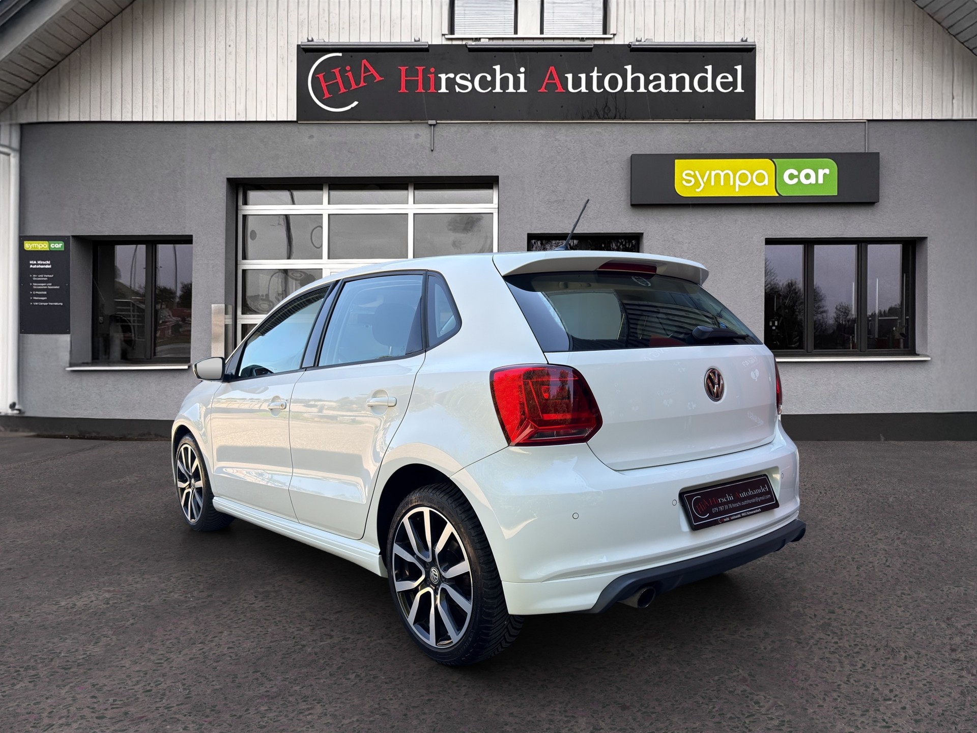 VW Polo 1.2 TSI BMT R-Line-image-6