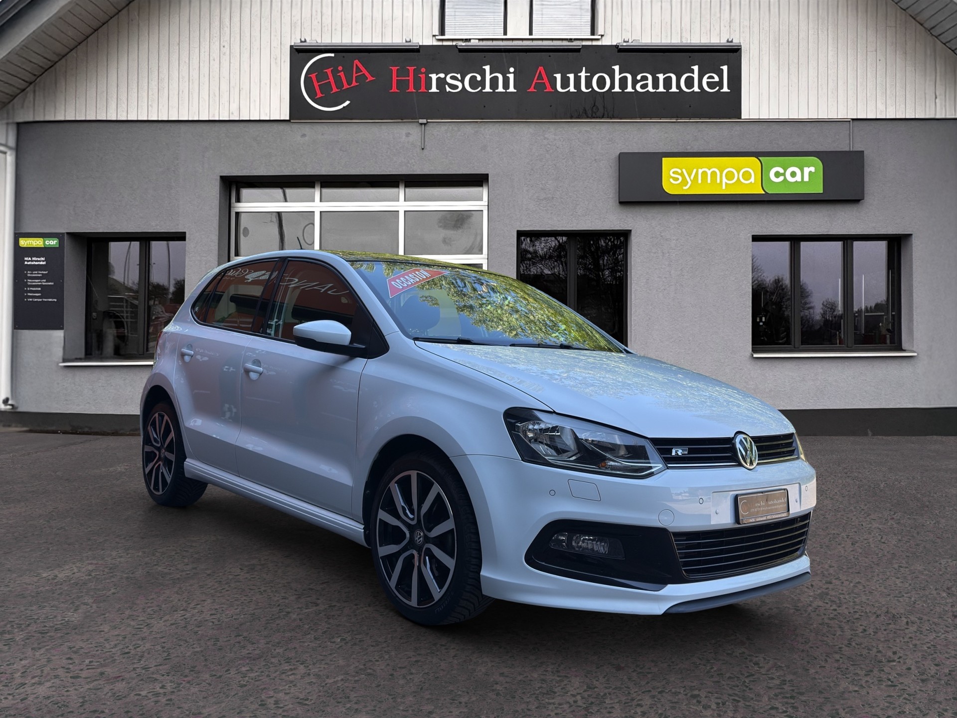 VW Polo 1.2 TSI BMT R-Line-showroom-element-1
