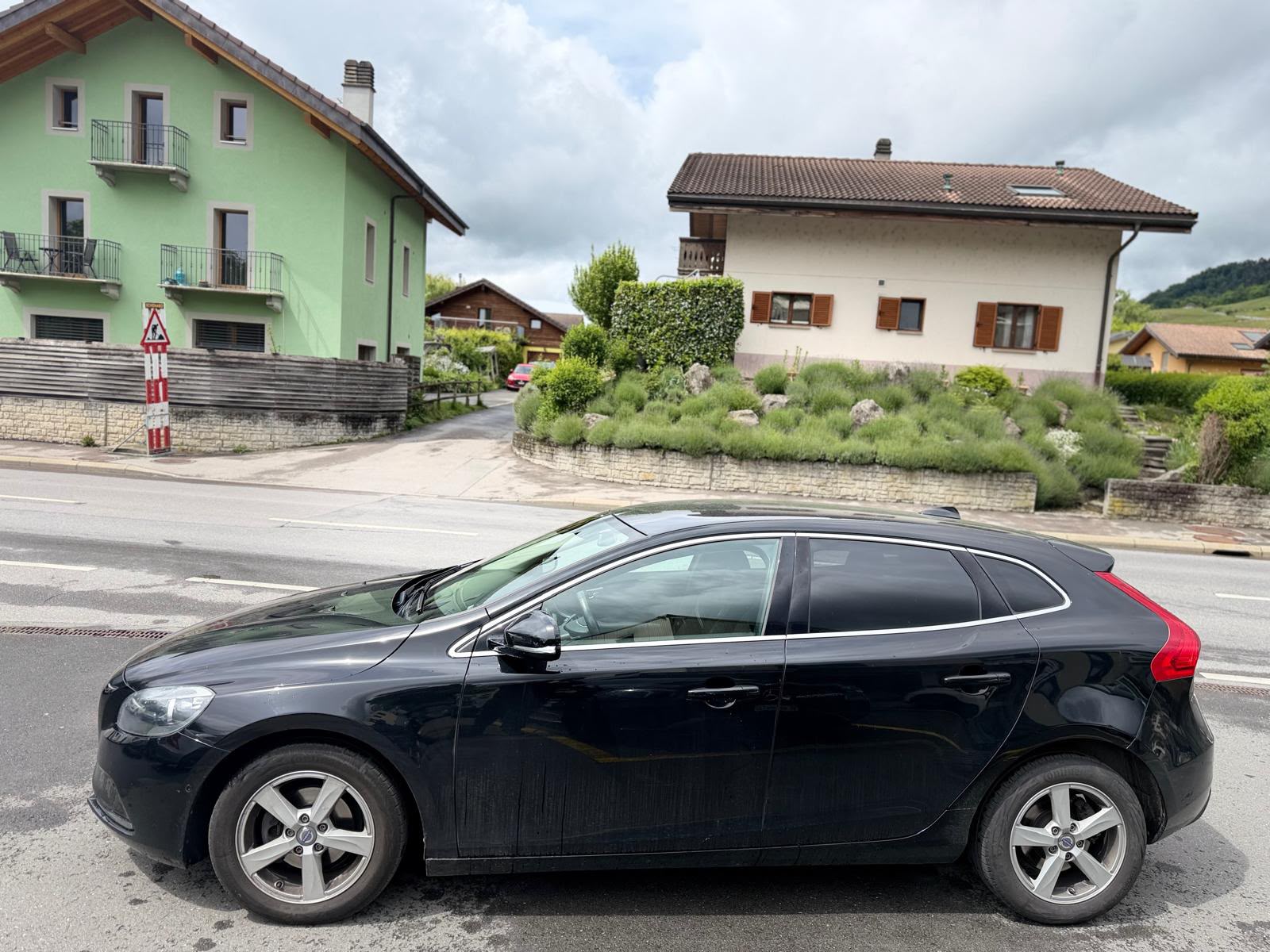 VOLVO V40 D2 Momentum-image-7