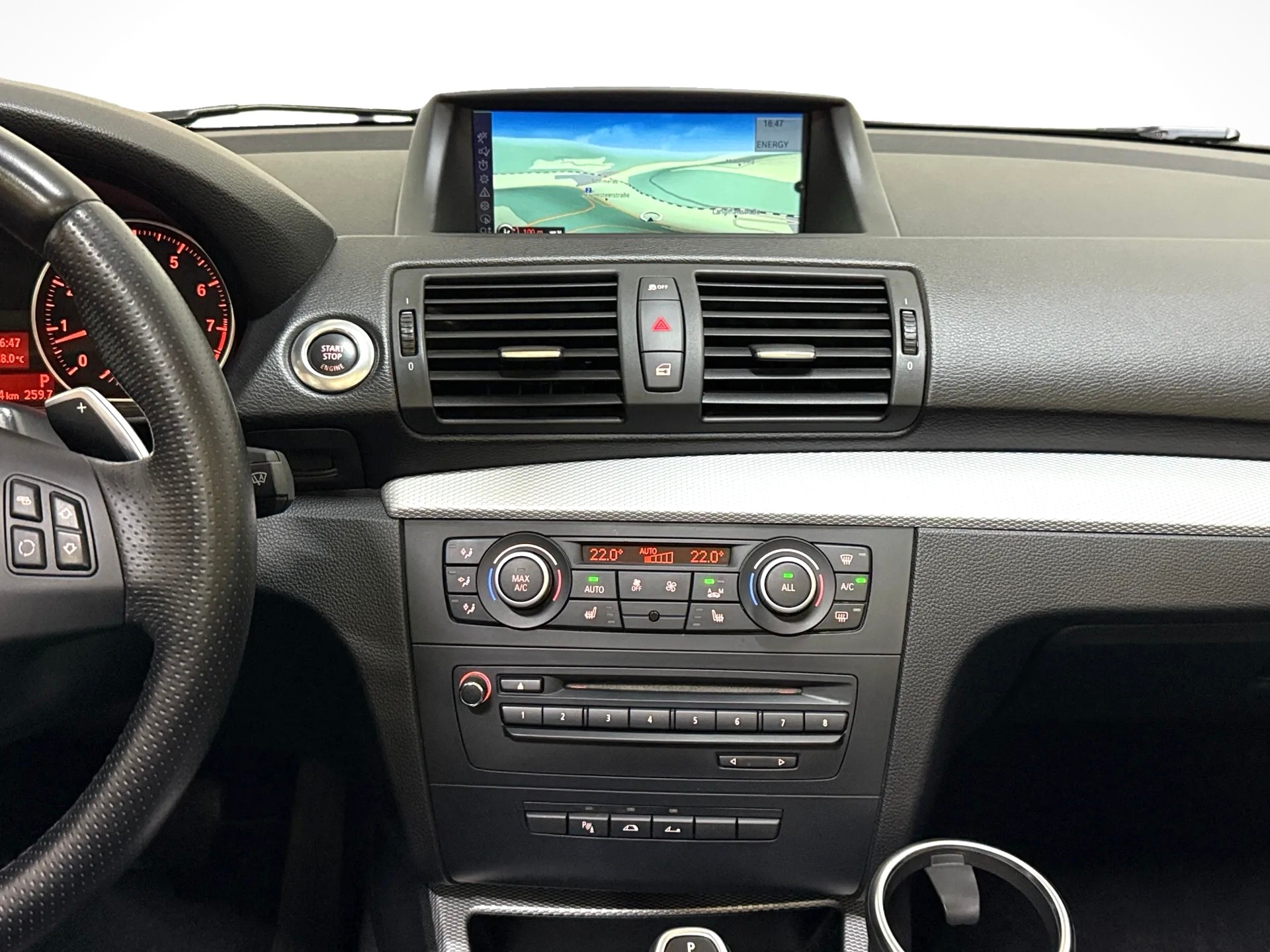 BMW 135i Cabrio DSG-image-17