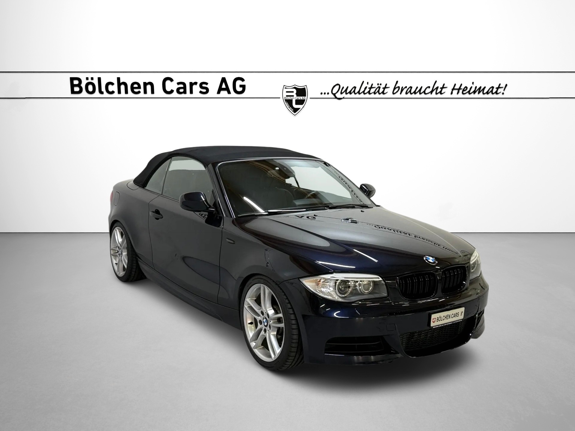 BMW 135i Cabrio DSG-showroom-element-1
