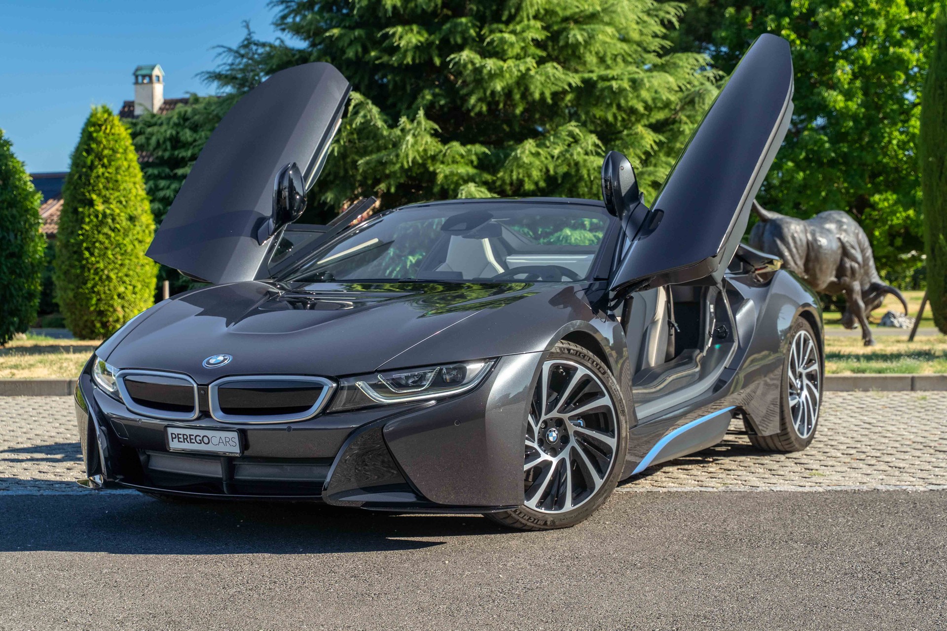BMW i8 Roadster