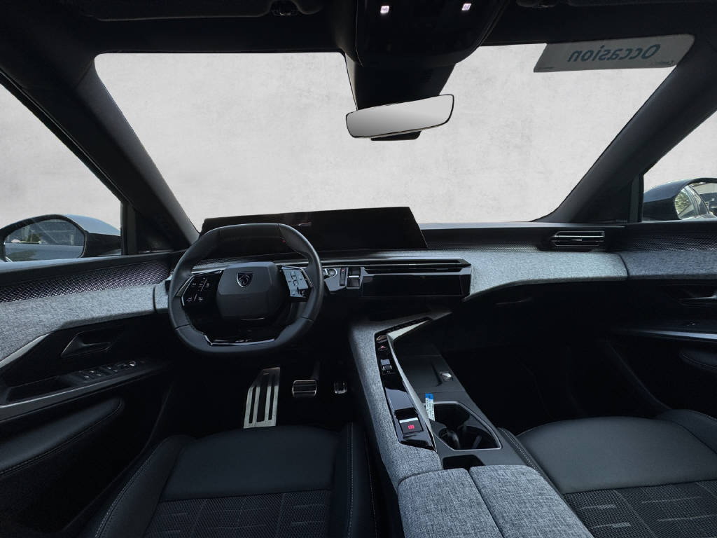 PEUGEOT 3008 1.2 Hybrid GT 145-image-8