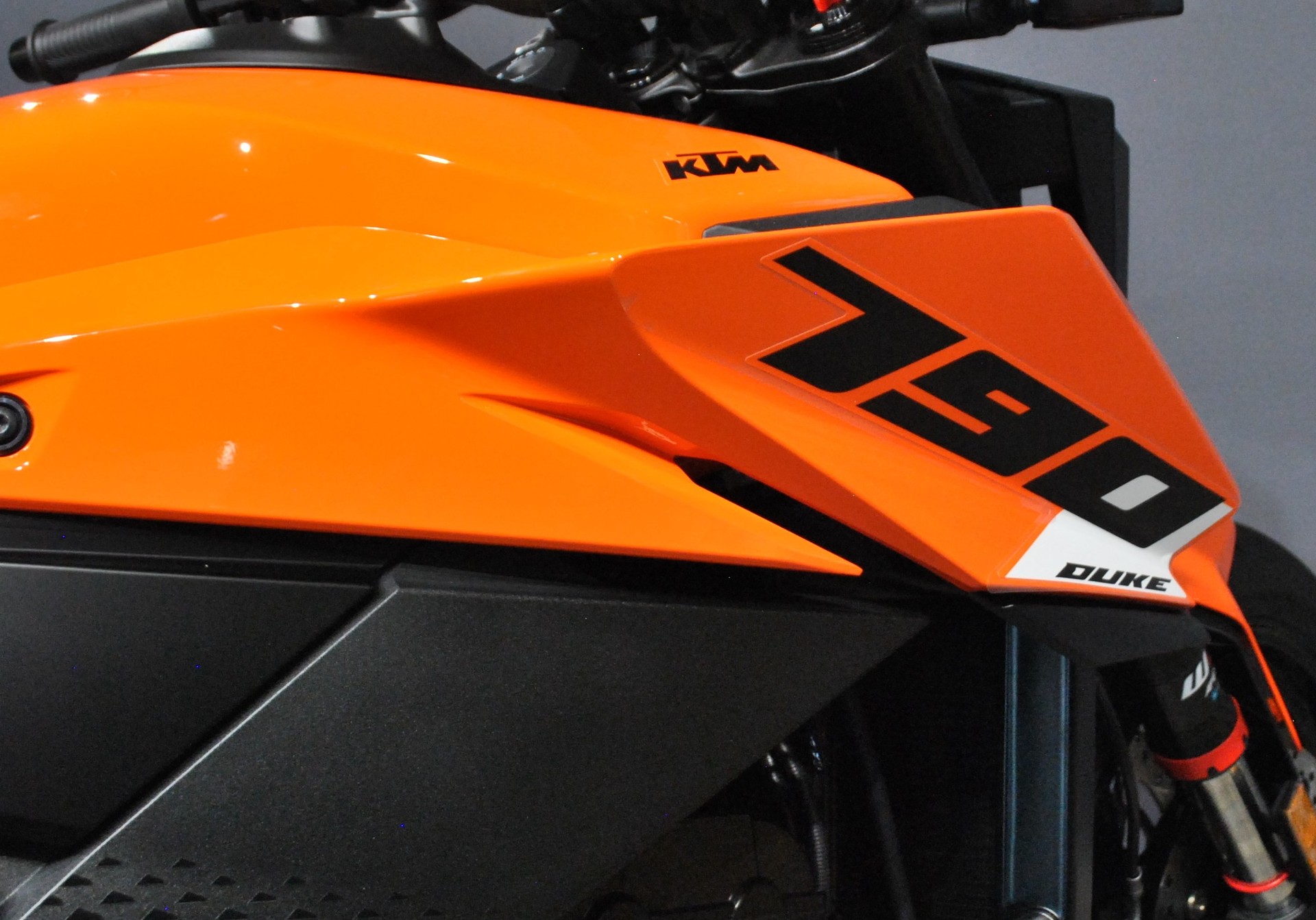 KTM 790 Duke-image-5
