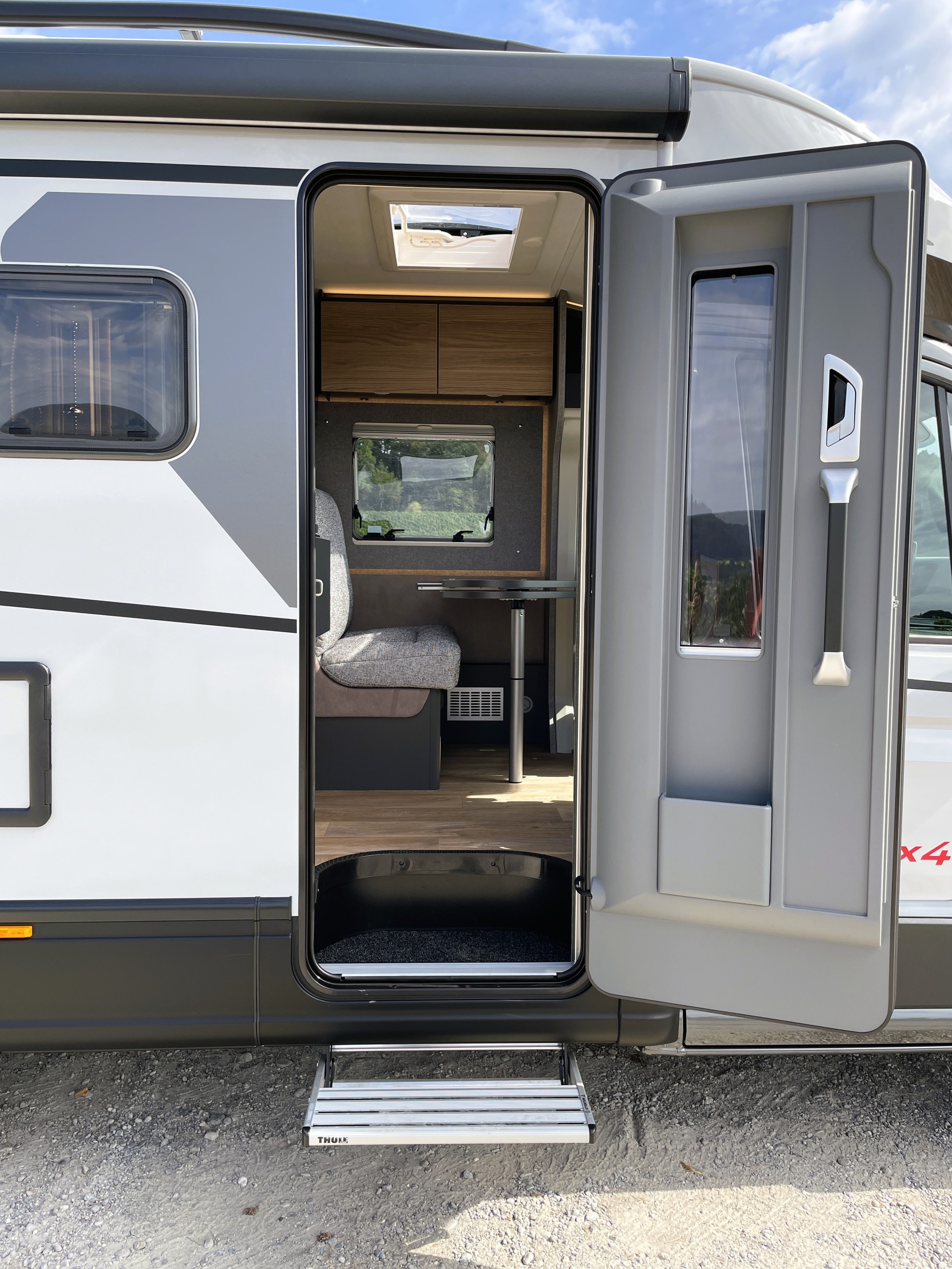DETHLEFFS Globebus Performance 4x4 auf Basis VW Crafter-image-7