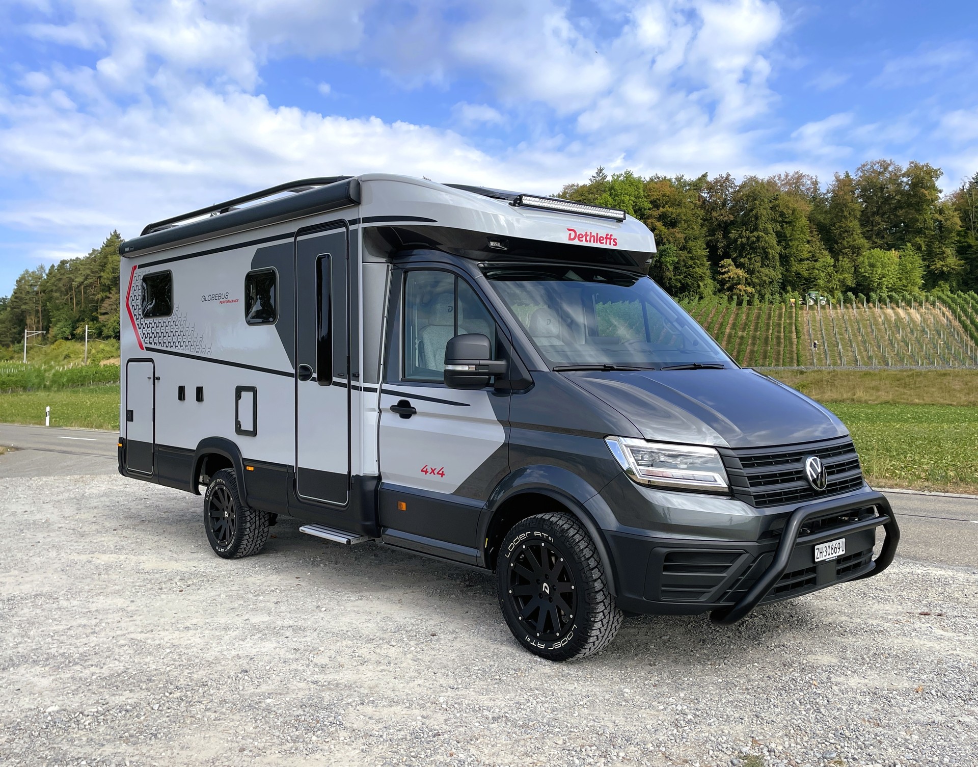 DETHLEFFS Globebus Performance 4x4 auf Basis VW Crafter