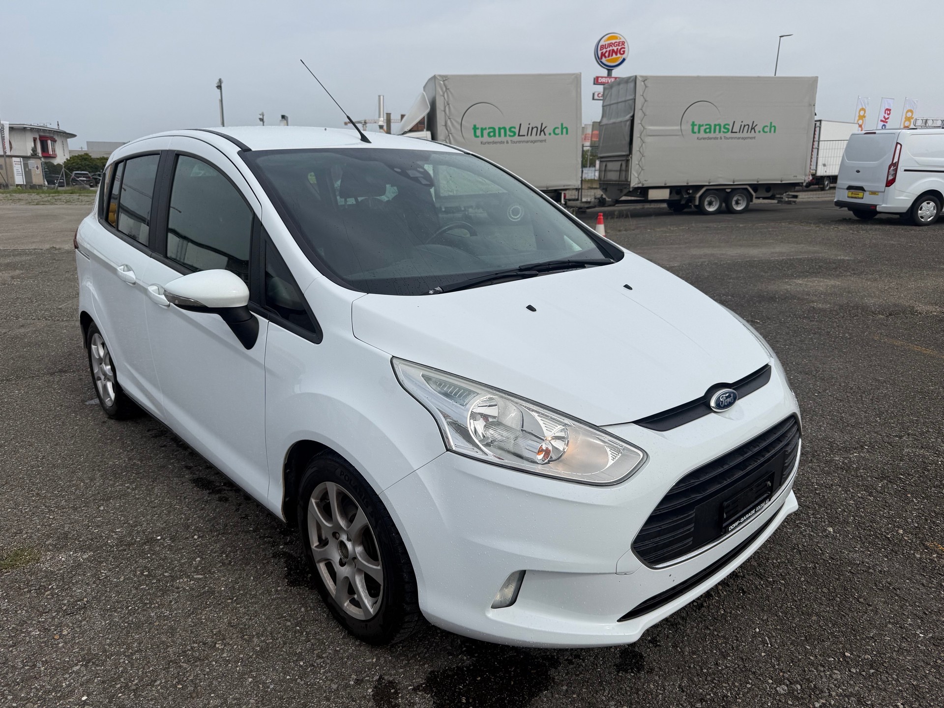 FORD B-Max 1.0 SCTi TitaniumX-image-1