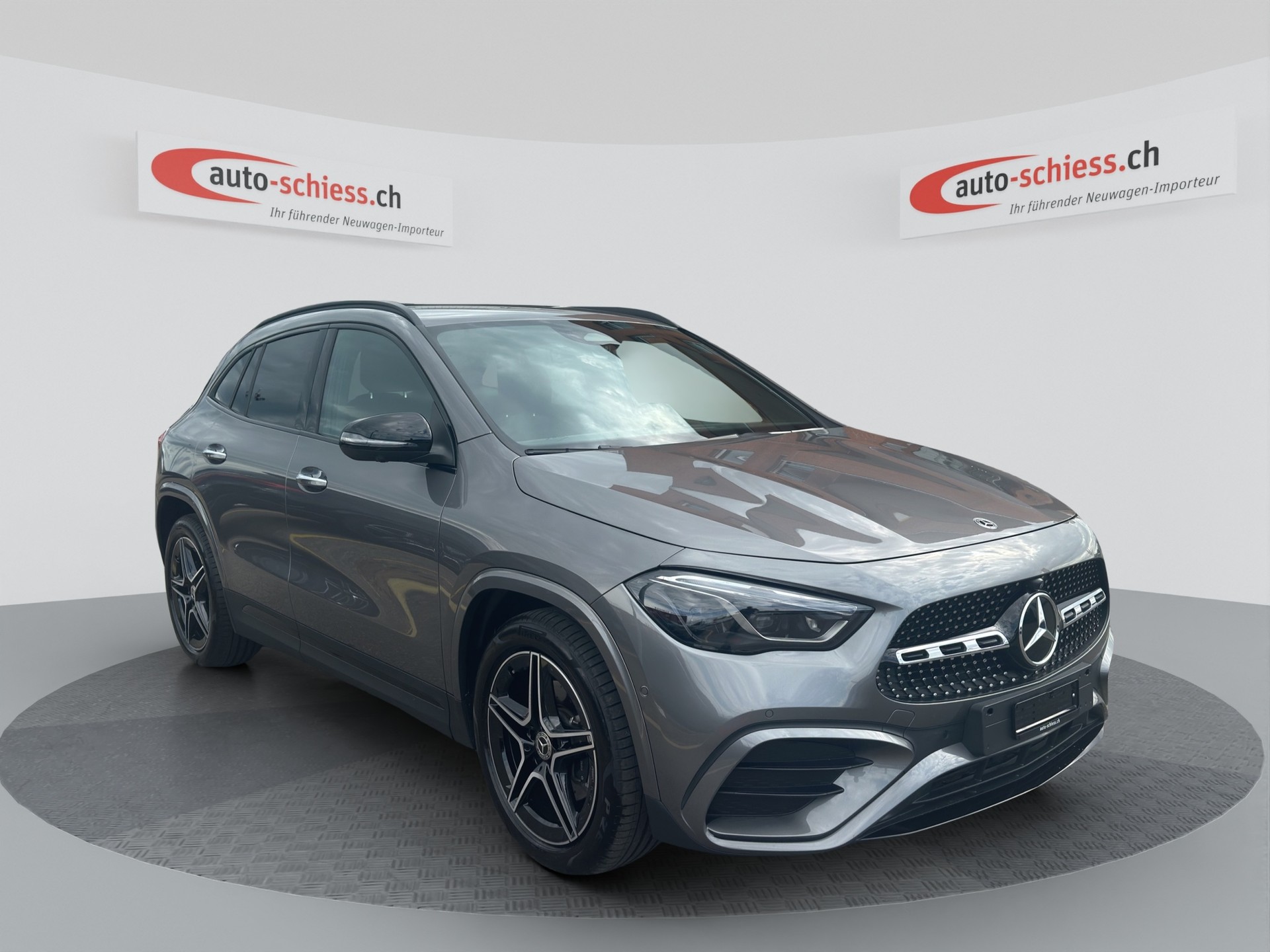MERCEDES-BENZ GLA 220d 4Matic 8G-DCT AMG Line