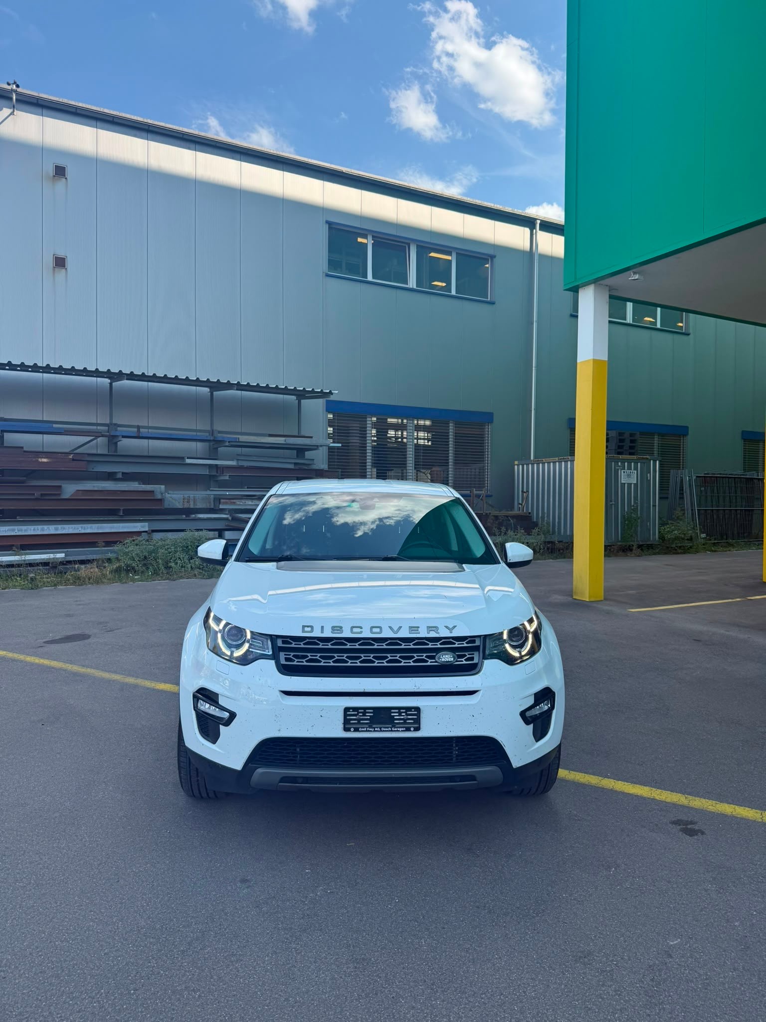 LAND ROVER Discovery Sport 2.0 TD4 SE AT9-image-1