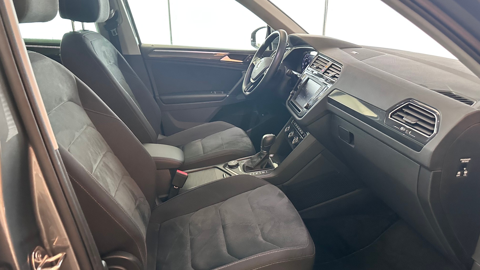 VW Tiguan 2.0 TSI Highline DSG-image-20