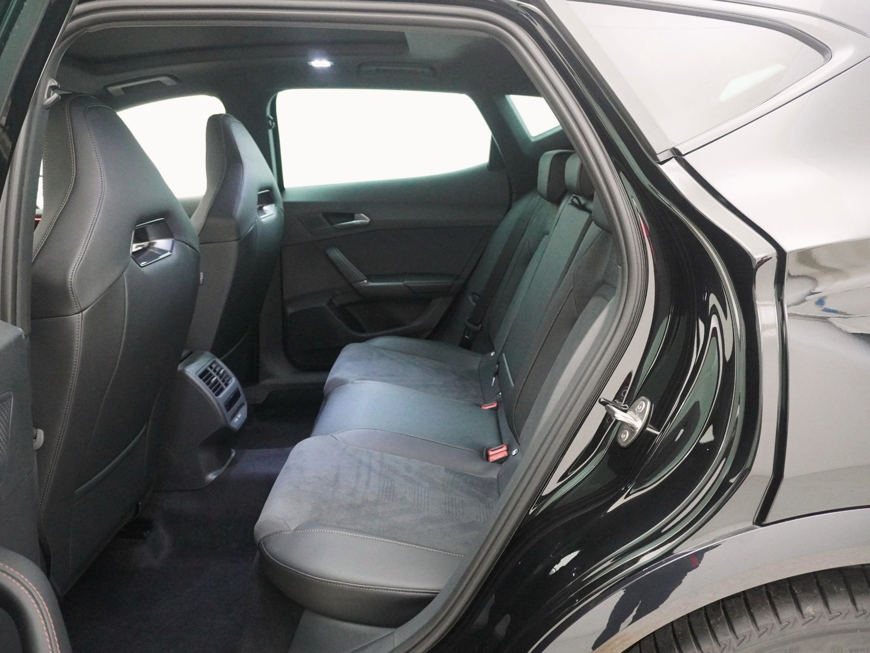 CUPRA Formentor 2.0 TSI VZ 4Drive DSG-image-12