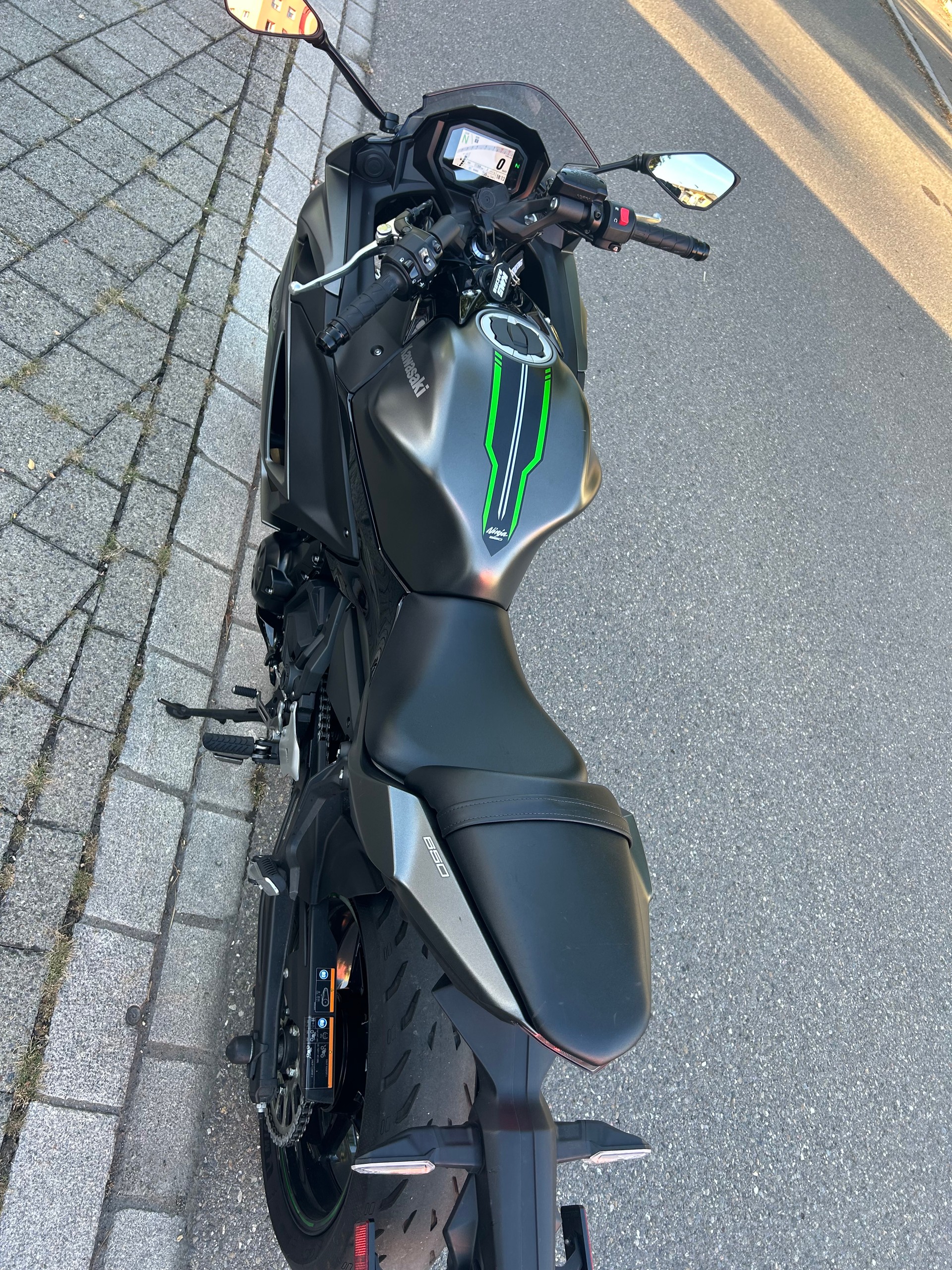 KAWASAKI Ninja 650 (35kW)-image-4