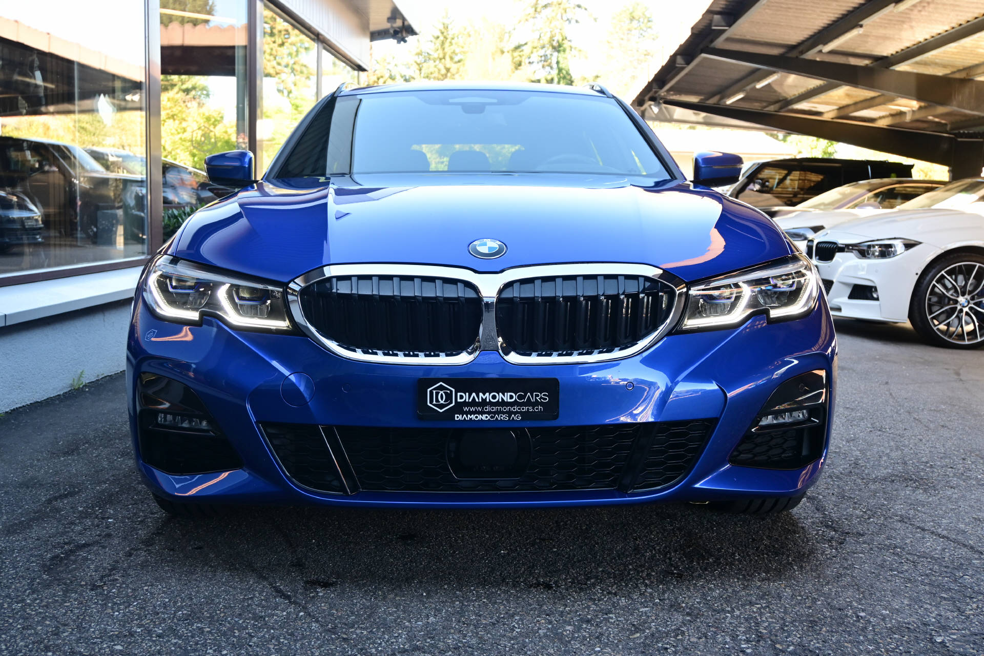 BMW 330e xDrive Touring *M-Sport*AHK*HUD*H&K*8-fach-showroom-element-1