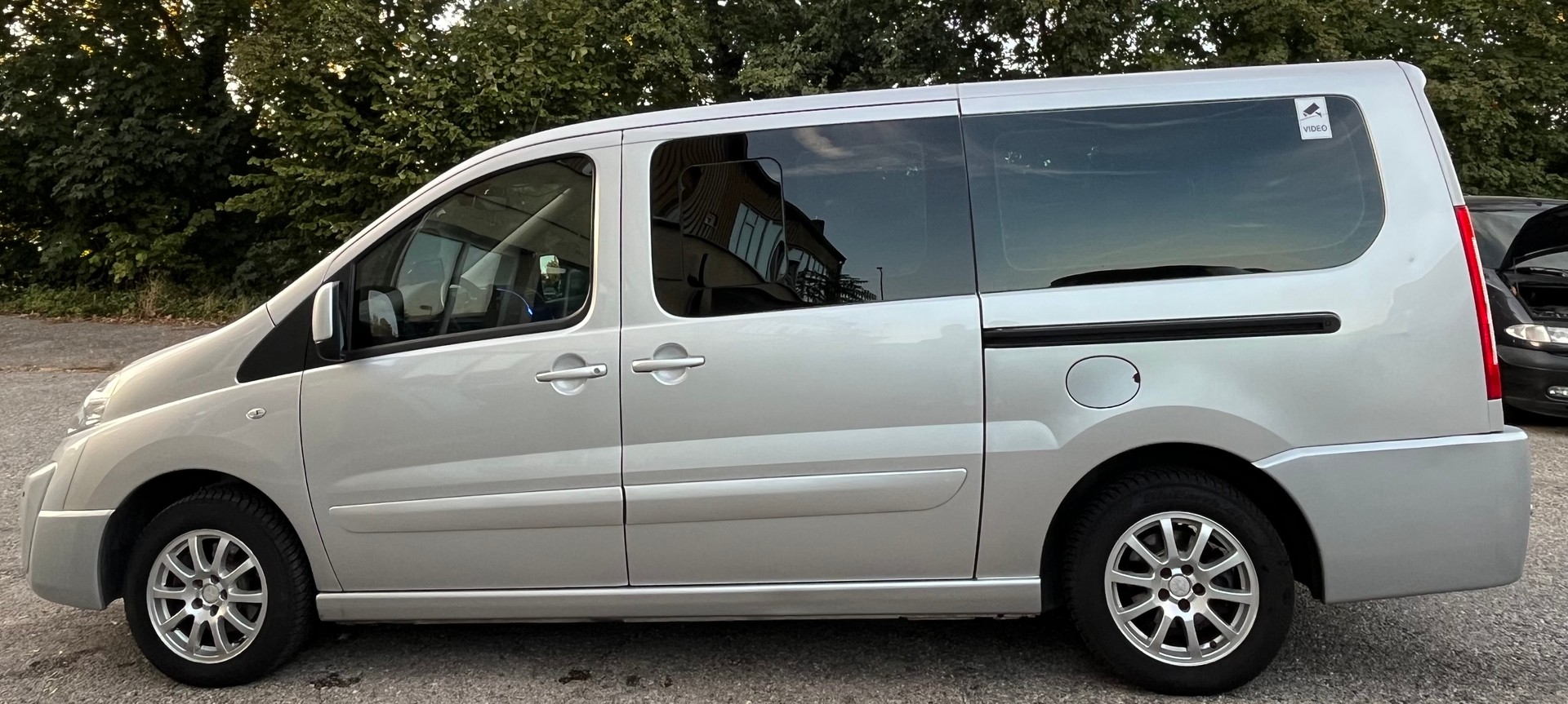 PEUGEOT Expert Tepee 2.0 HDi A Shuttle L2-image-7
