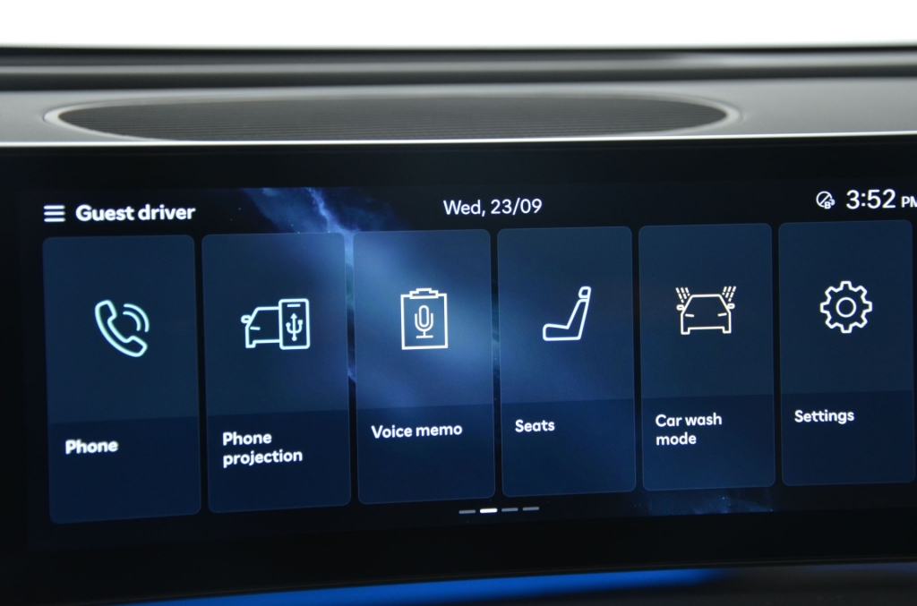 HYUNDAI Ioniq 9 110kWh Prestige Line 4WD-image-17
