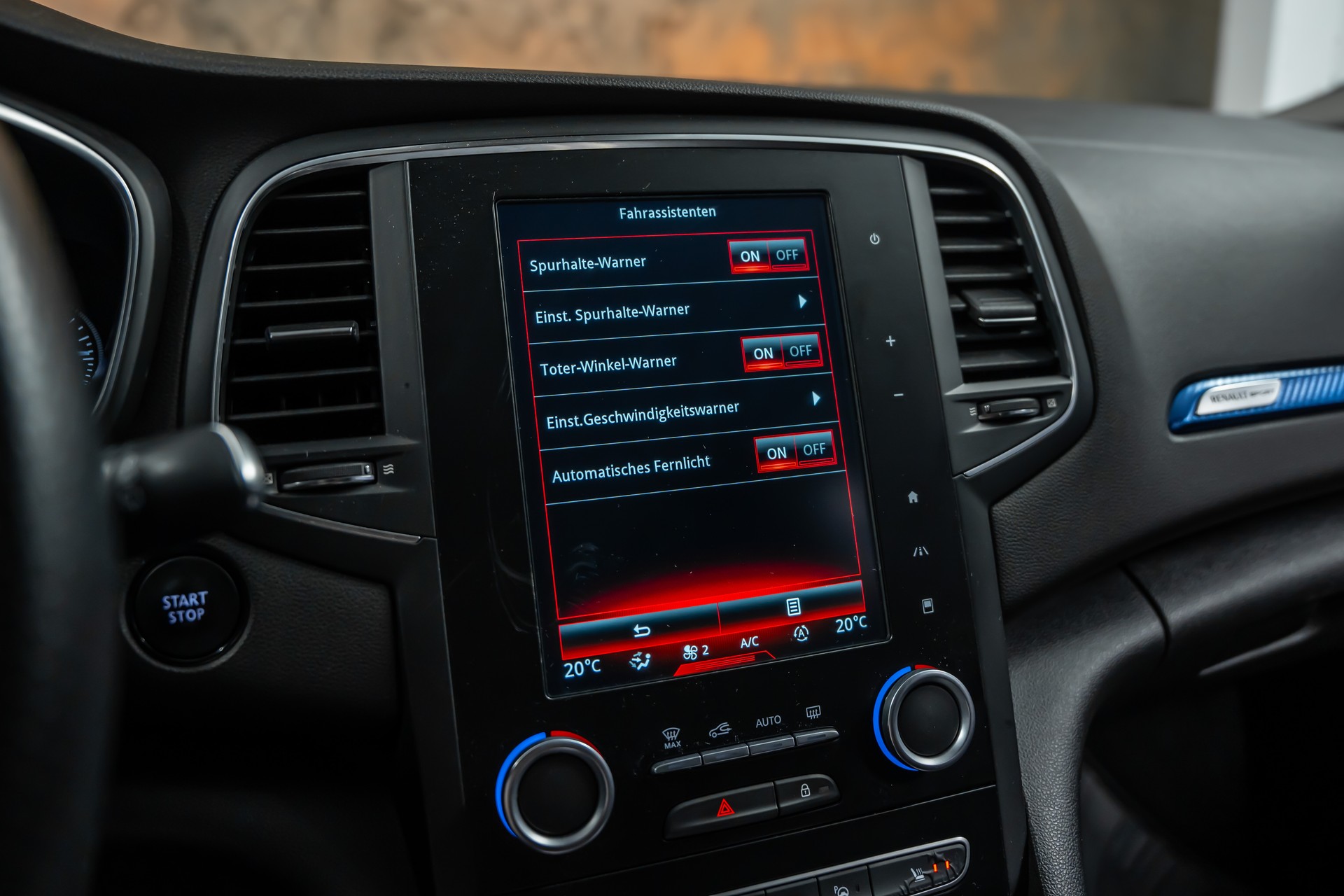RENAULT Mégane Grandtour 1.6 16V Turbo GT EDC-image-28