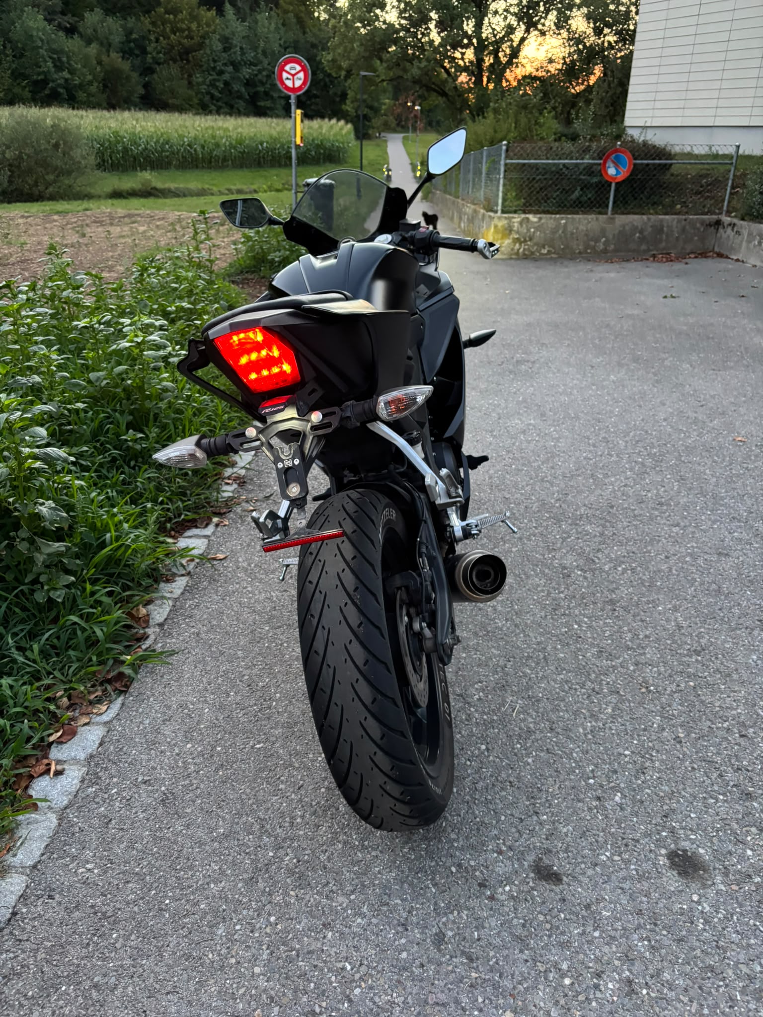 YAMAHA R 125-image-7