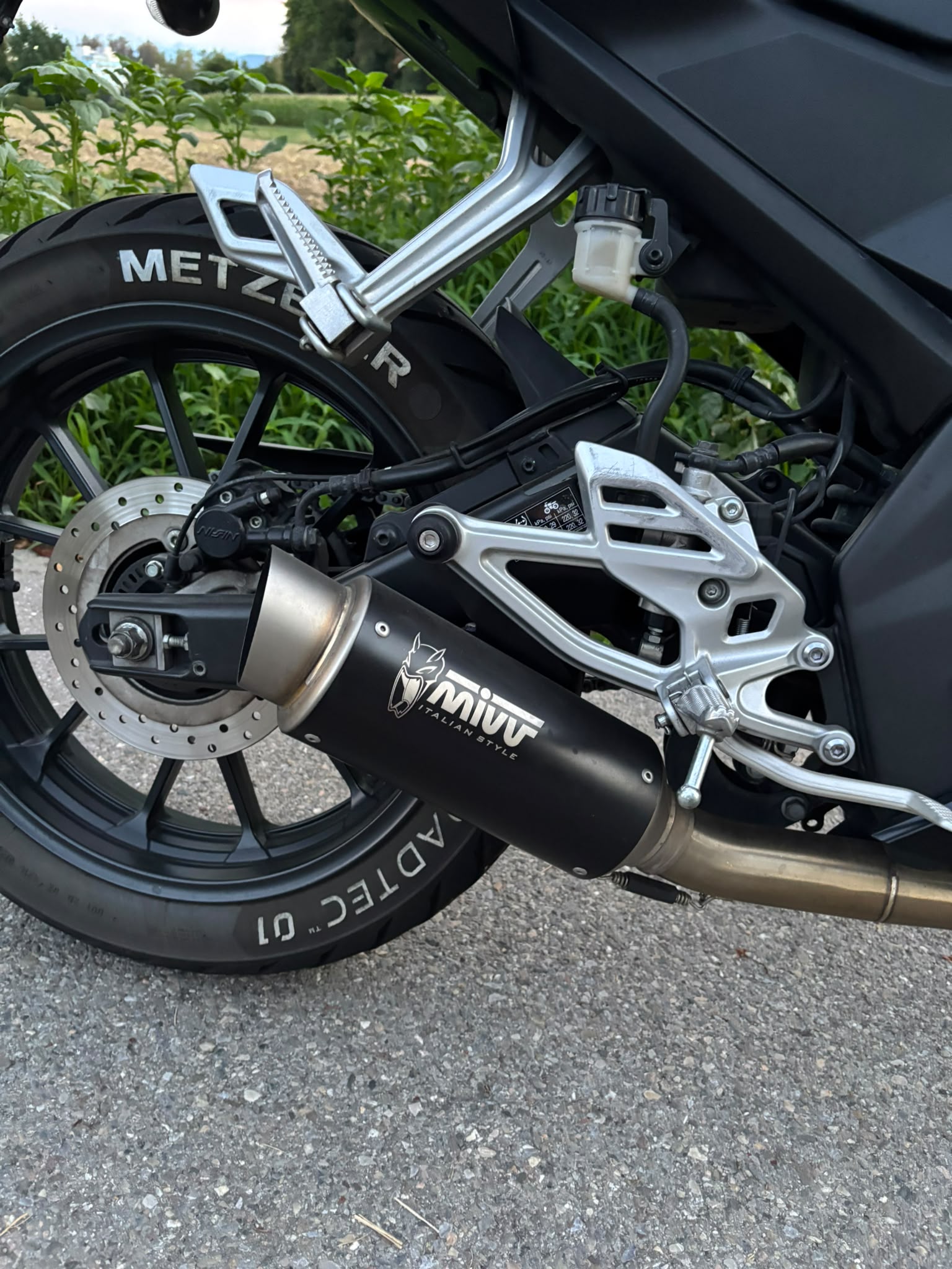 YAMAHA R 125-image-6