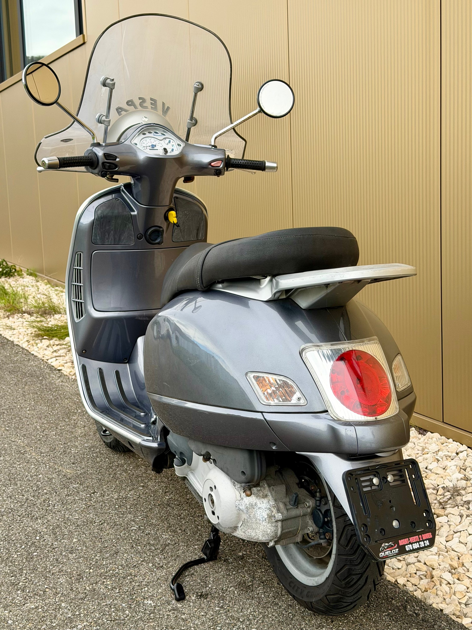PIAGGIO Vespa 200 GT-image-12