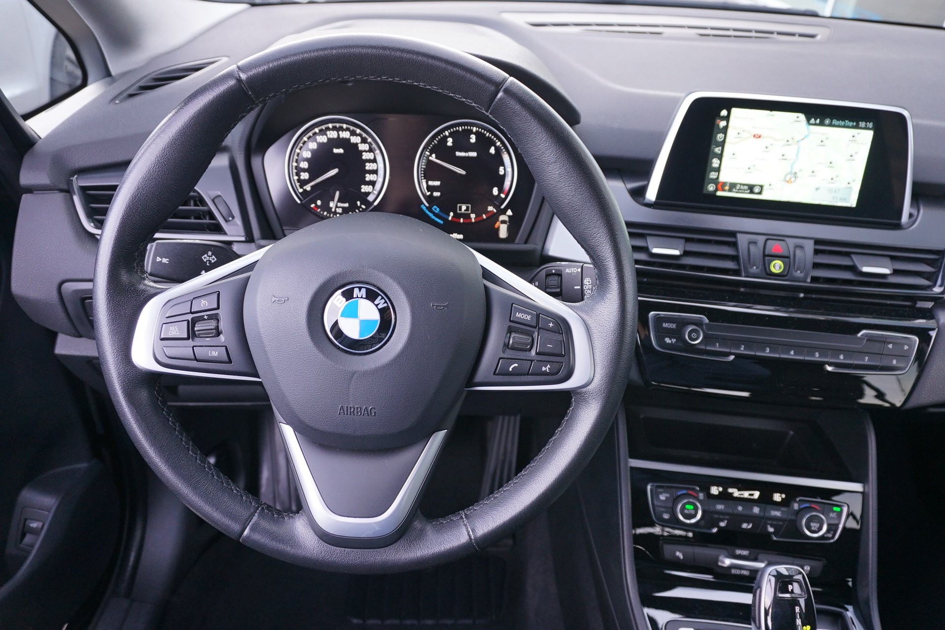 BMW 216d Gran Tourer Automat 116PS "sehr sparsam"-image-13