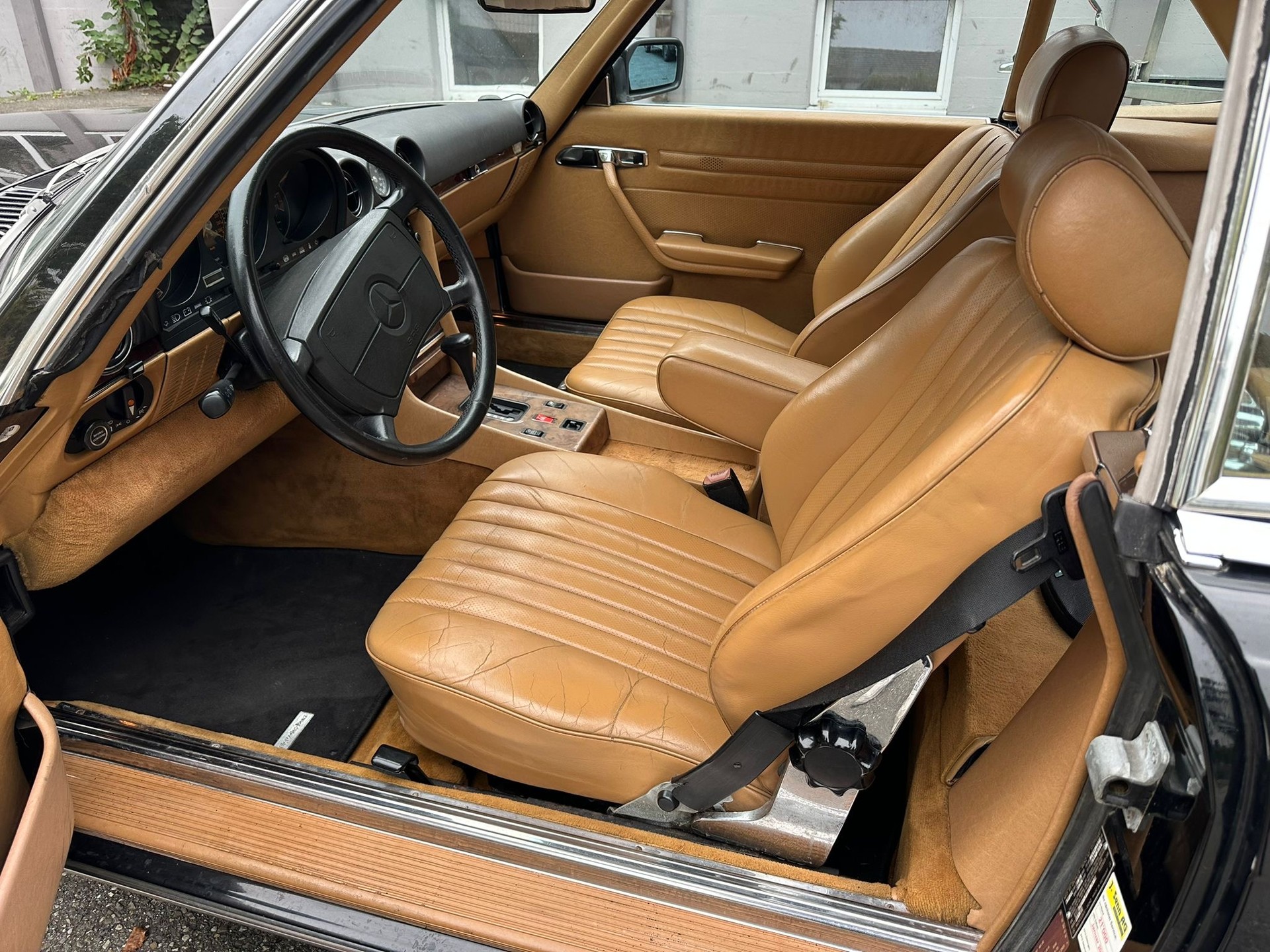 MERCEDES-BENZ 560 SL-image-11