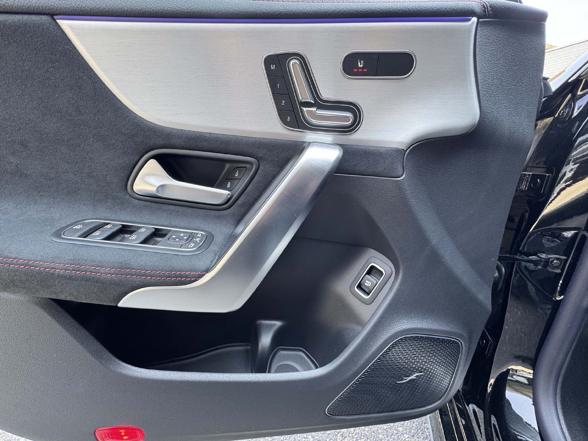 MERCEDES-BENZ CLA 45 S AMG 4Matic+ Shooting Brake-image-12