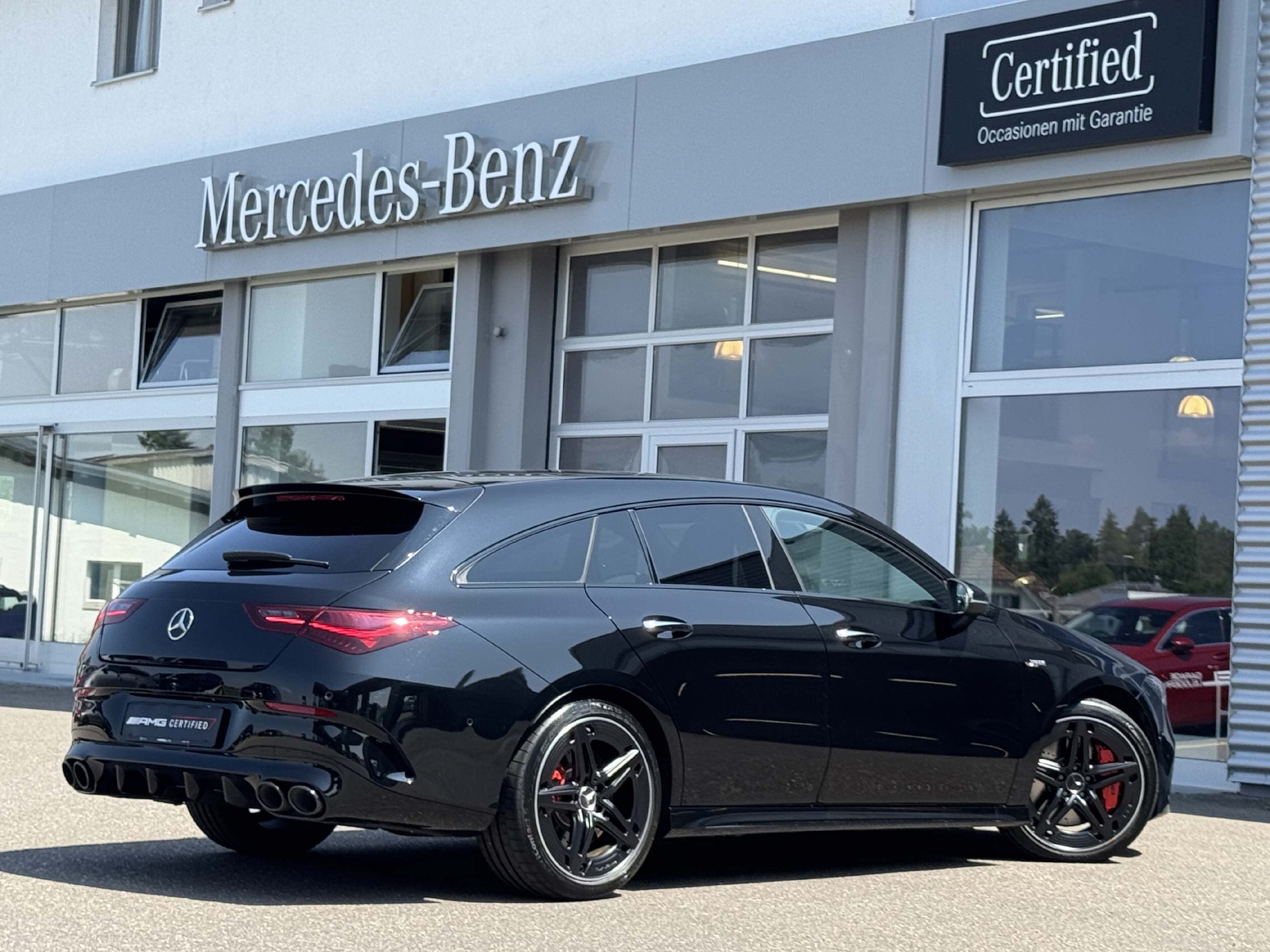 MERCEDES-BENZ CLA 45 S AMG 4Matic+ Shooting Brake-image-2