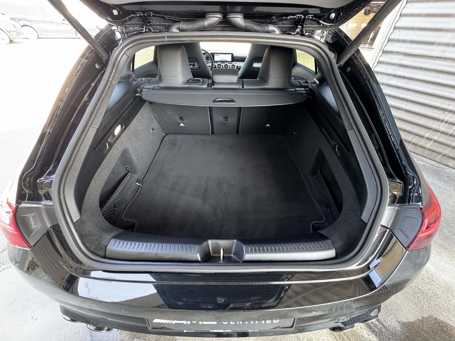MERCEDES-BENZ CLA 45 S AMG 4Matic+ Shooting Brake-image-11