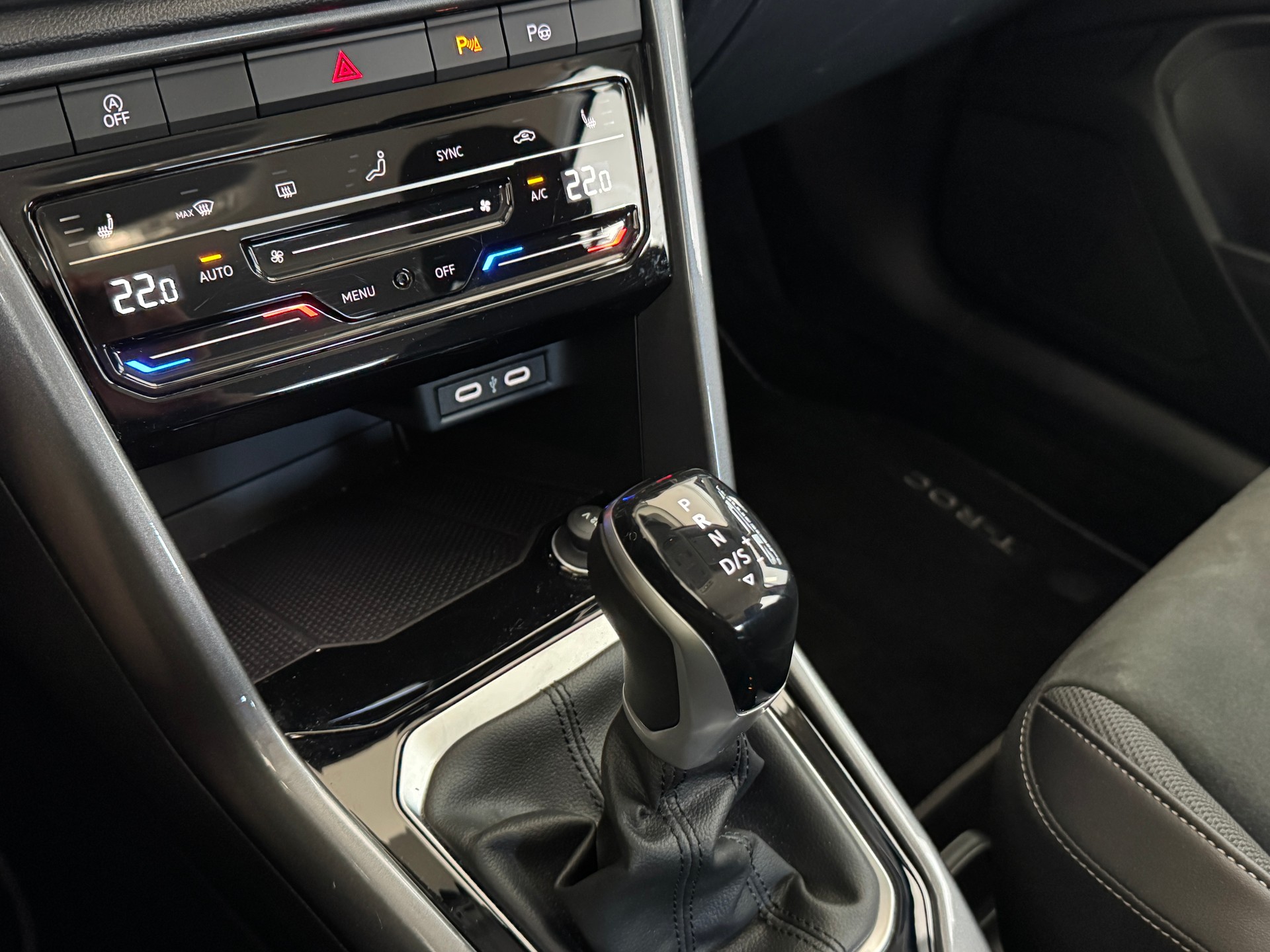 VW T-Roc 1.5 TSI EVO Style DSG-image-16