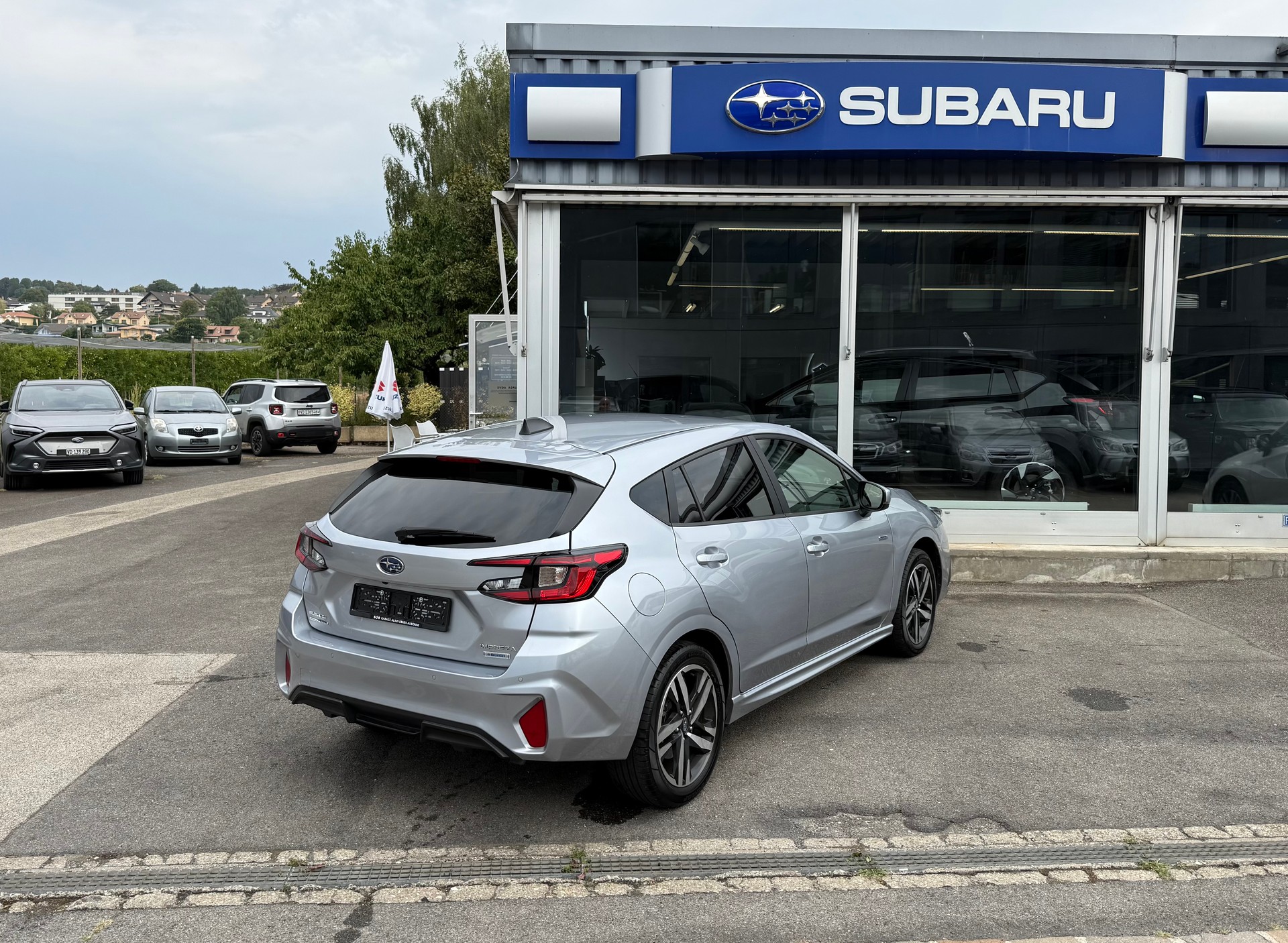 SUBARU Impreza 2.0 e-Boxer Swiss Plus AWD Lineartronic-image-5