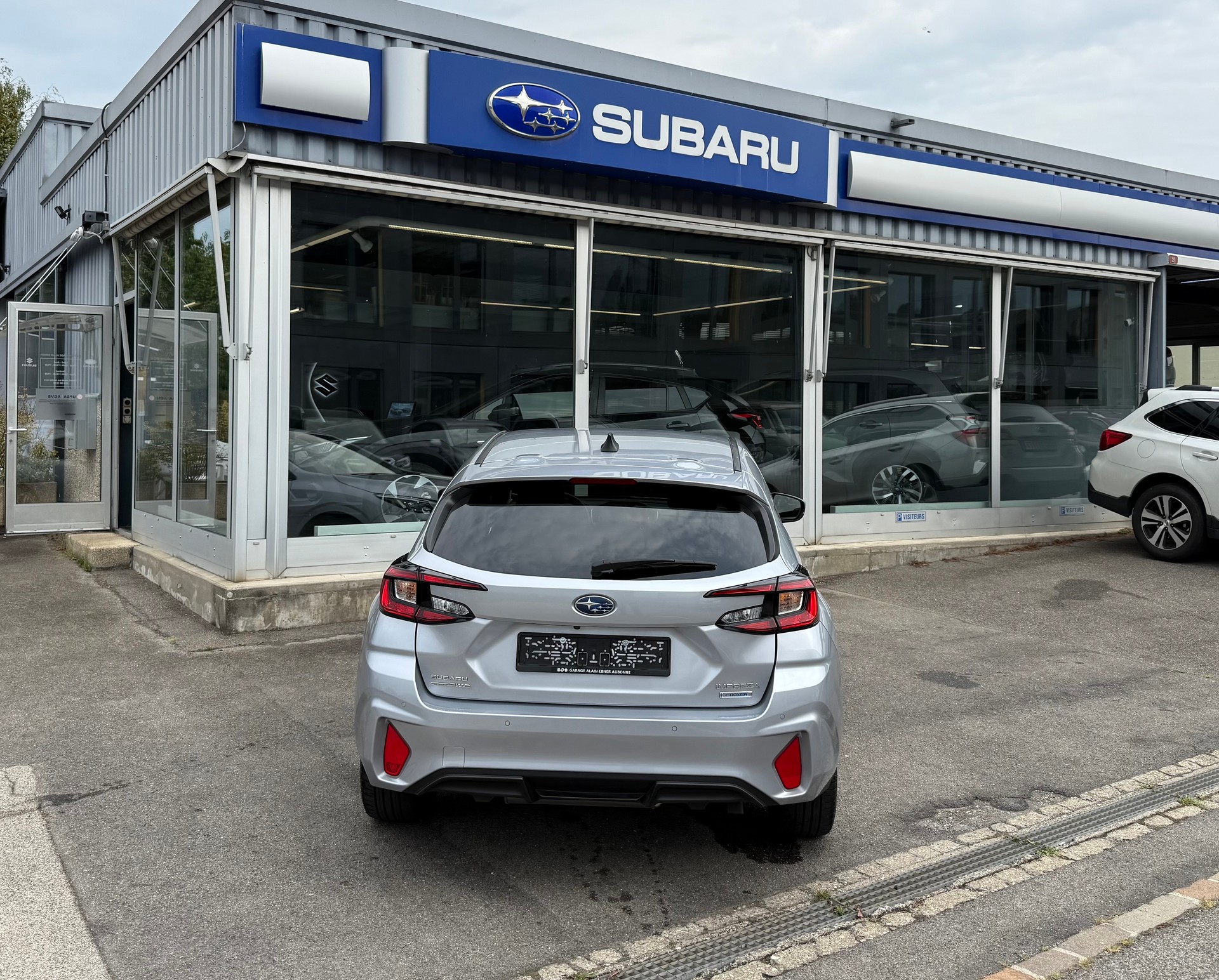 SUBARU Impreza 2.0 e-Boxer Swiss Plus AWD Lineartronic-image-4