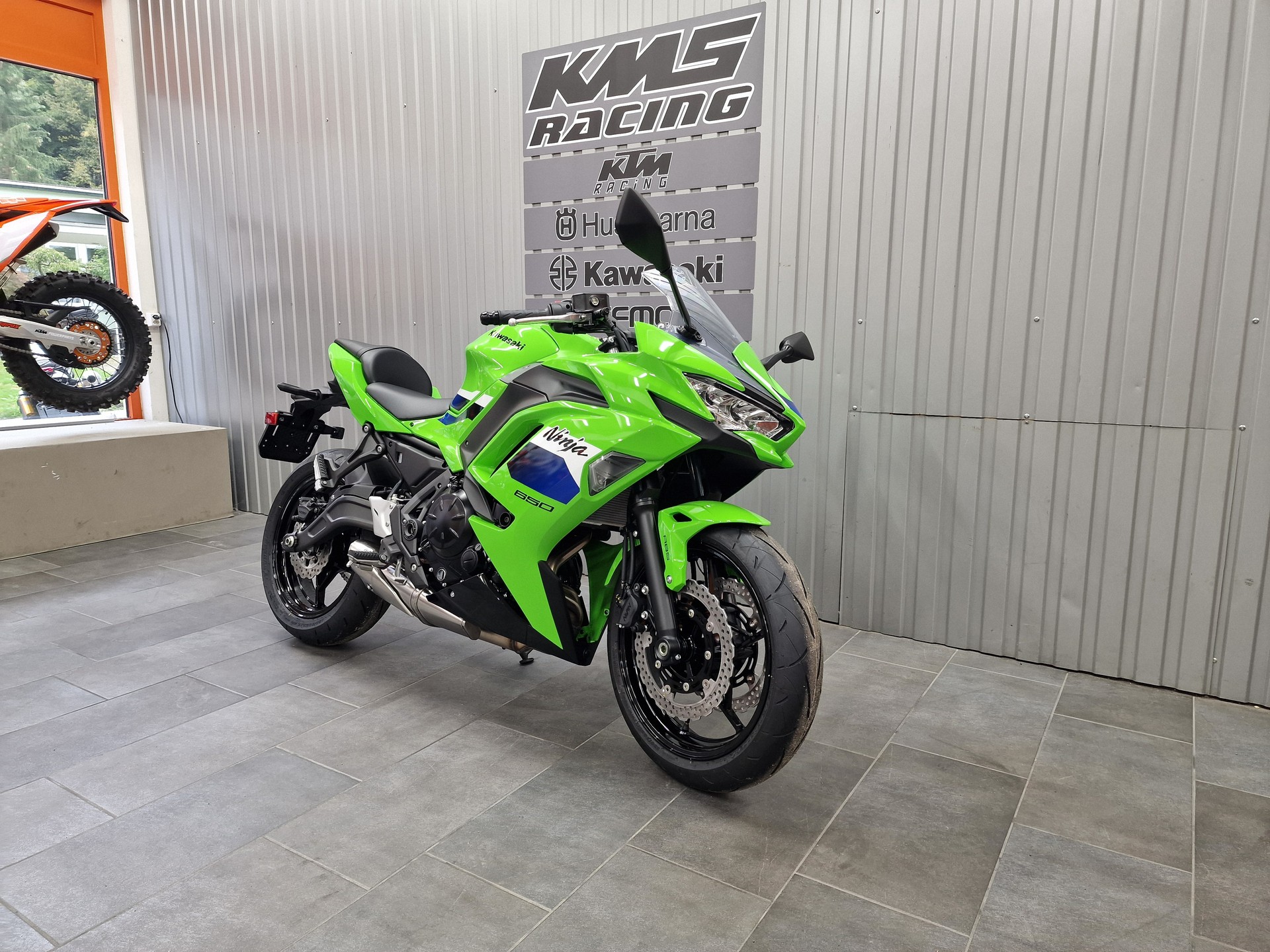 KAWASAKI Ninja 650-image-2