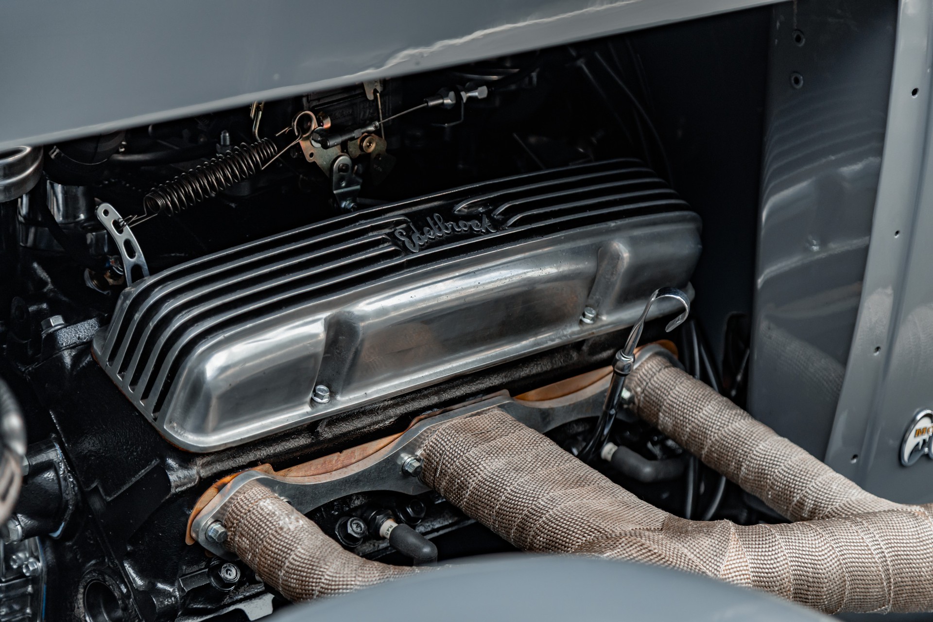 FORD Hot Rod Pick Up V8-image-17